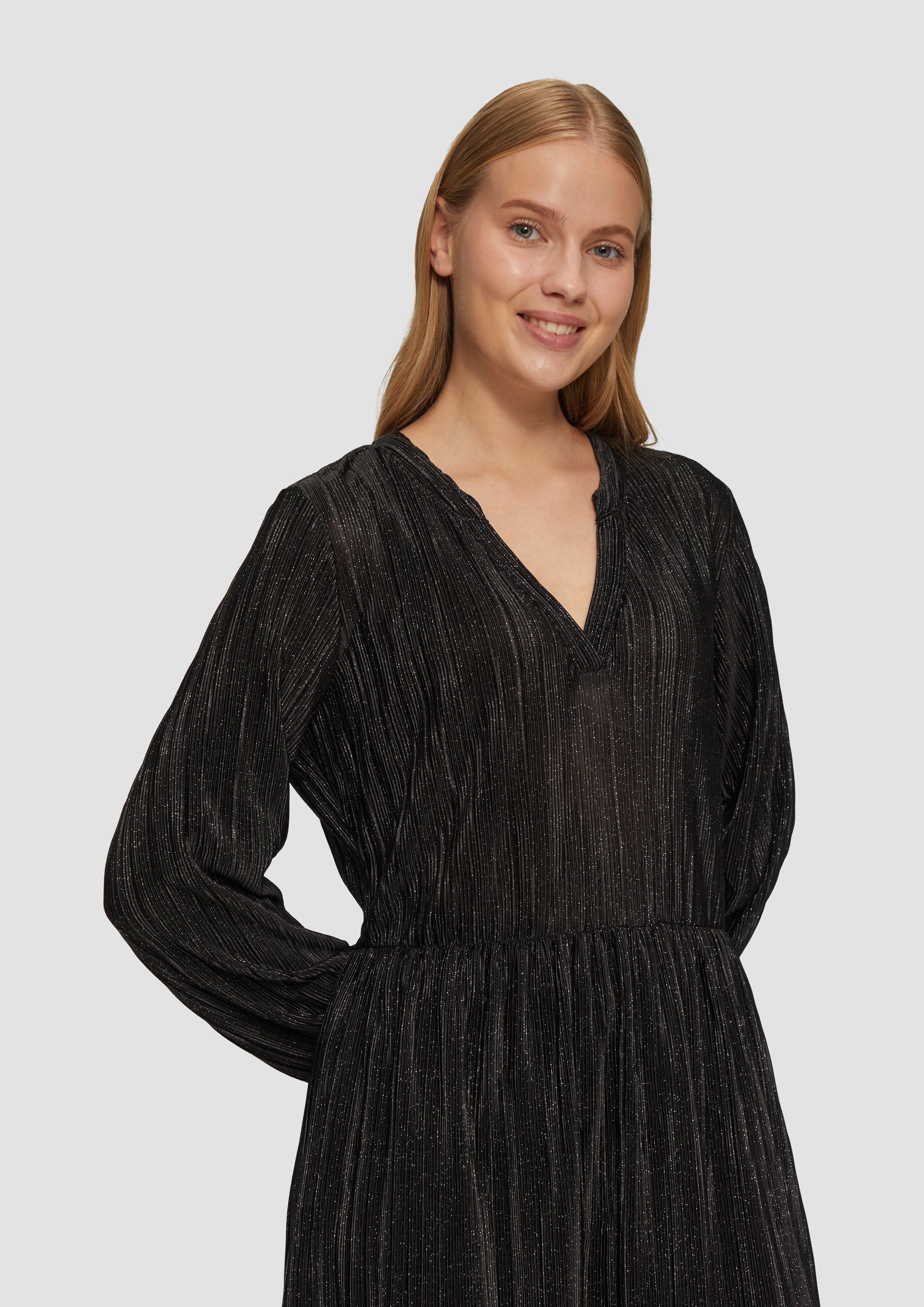 s.Oliver Minikleid Plissiertes Jersey-Kleid mit Glitzereffekt günstig online kaufen