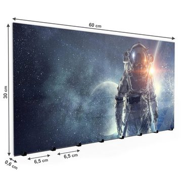 Primedeco Garderobenpaneel Magnetwand und Memoboard aus Glas Astronaut im Raumanzug