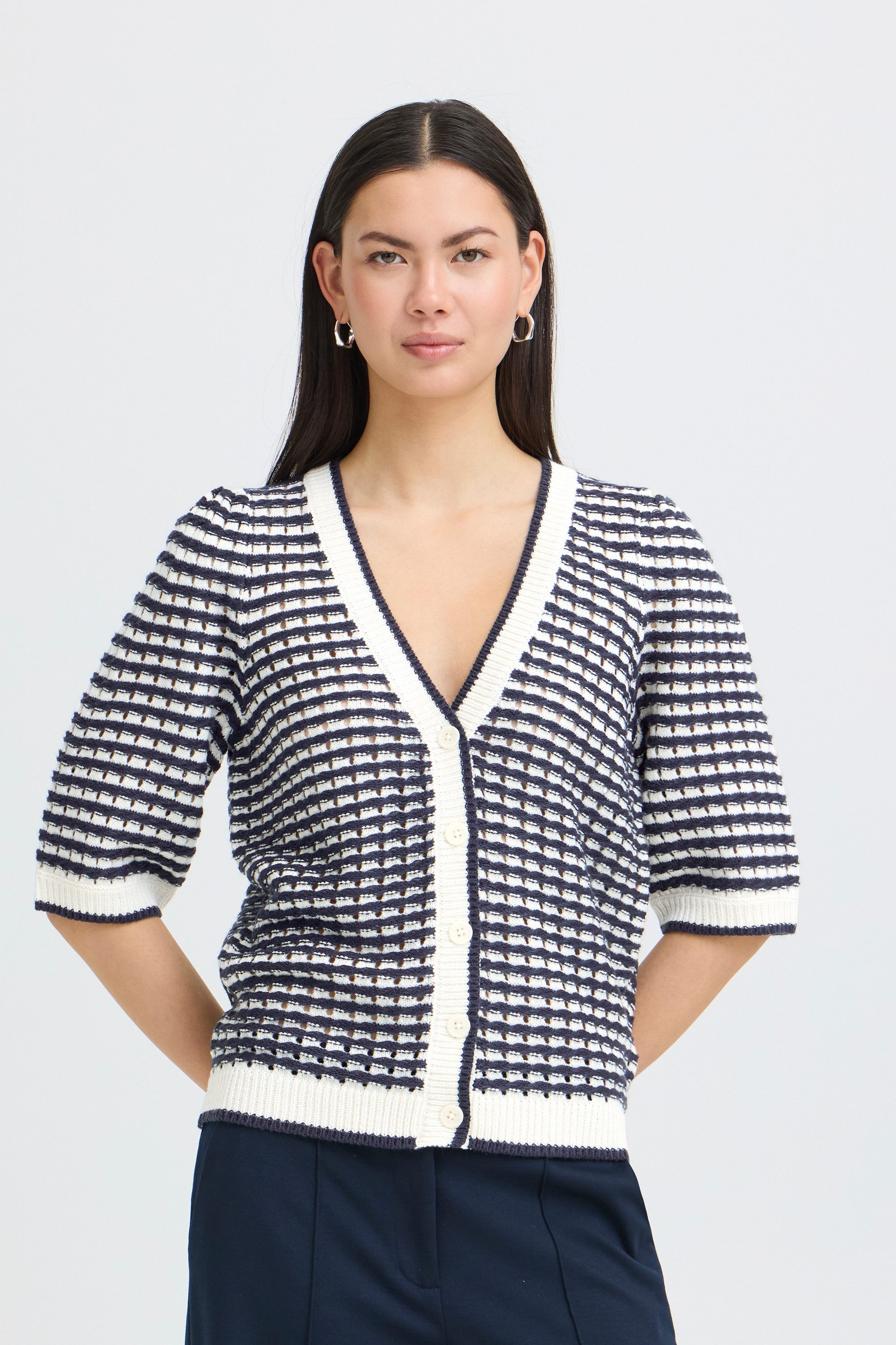 ICHI Cardigan Kurzarm-Bluse IHARDINA