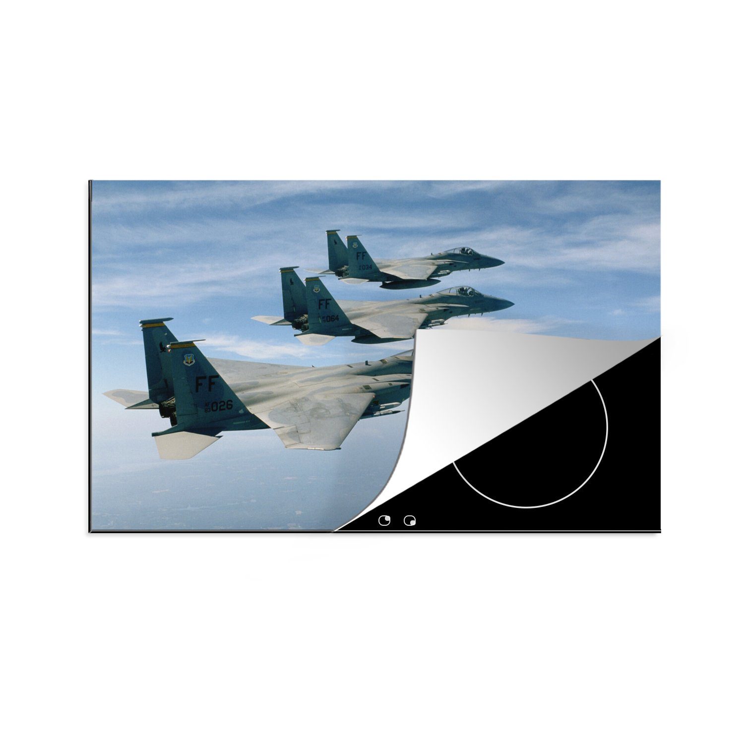 MuchoWow Herdblende-/Abdeckplatte Drei Militärflugzeuge in der Luft, Vinyl, (1 tlg), 83x51 cm, Ceranfeldabdeckung, Arbeitsplatte für küche