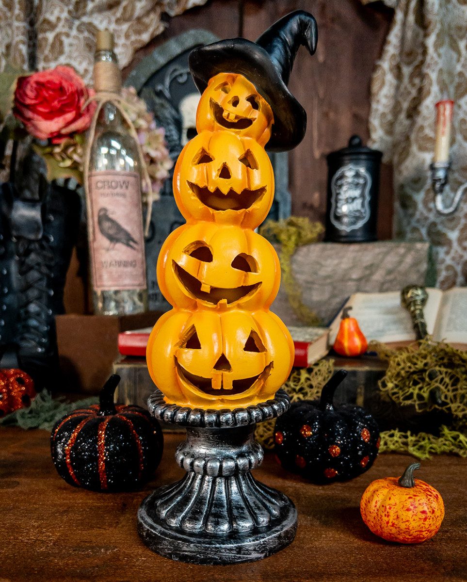 Horror-Shop Dekoobjekt Kürbisturm & Hexenhut Dekofigur mit LED 28,5cm günstig online kaufen