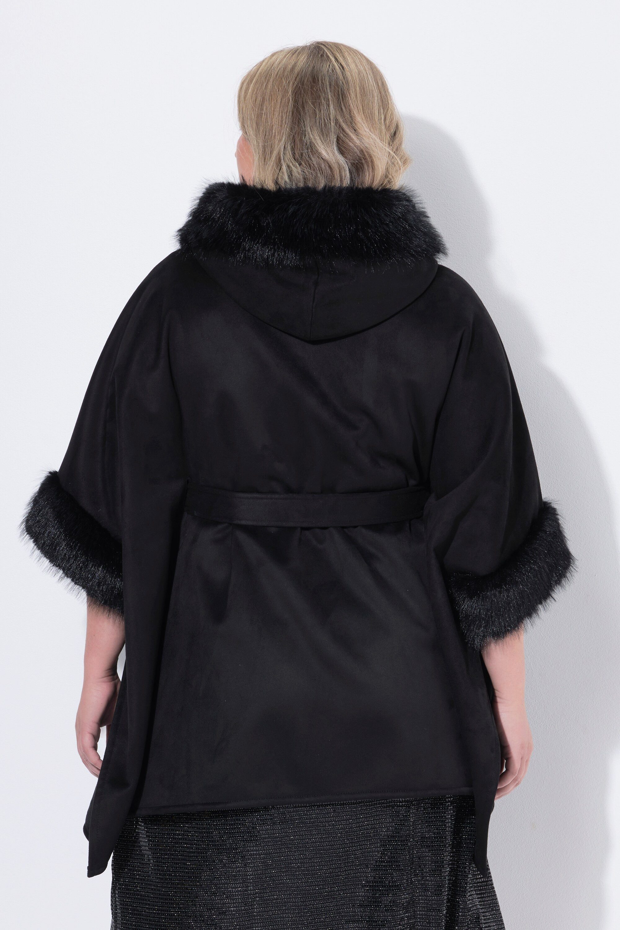 MIAMODA Outdoorjacke Ponchojacke oversized FakeFur-Details