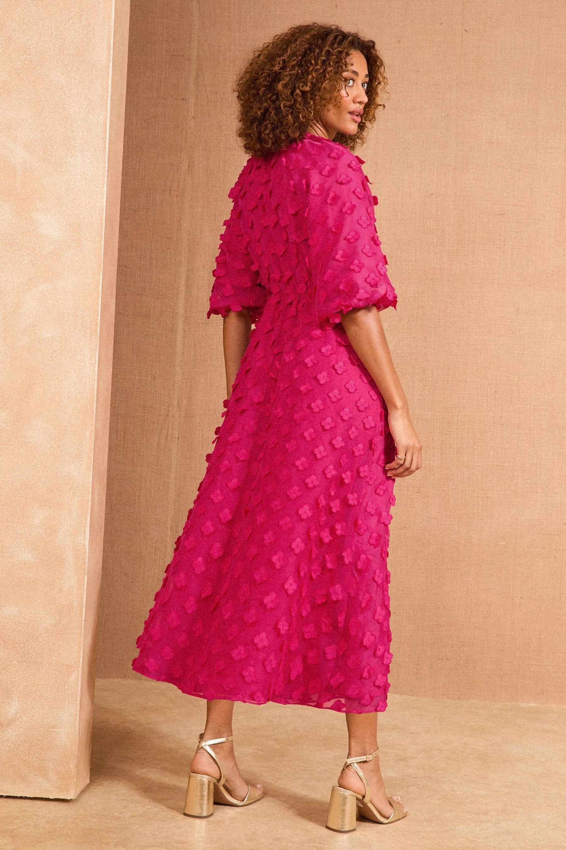 Love & Roses Midikleid Love & Roses Midikleid mit 3D-Blumen, Regular (1-tlg)