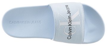 Calvin Klein Jeans FANNY SLIDE MONOGRAM Badepantolette, Sommerschuh, Schlappen, Badeschuh, Poolslides mit breiter Bandage
