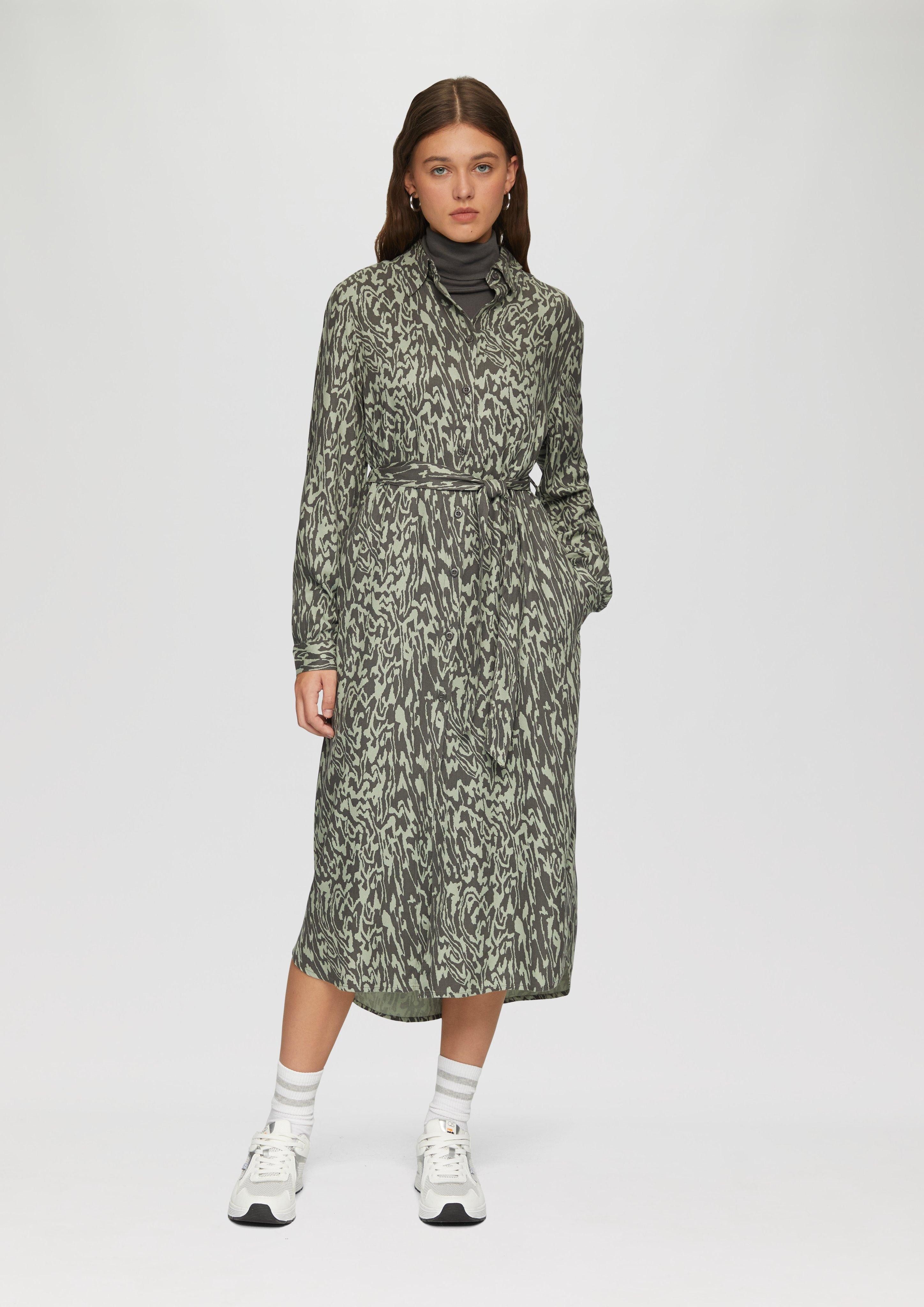 Minikleid Langes Kleid mit All-Over-Print