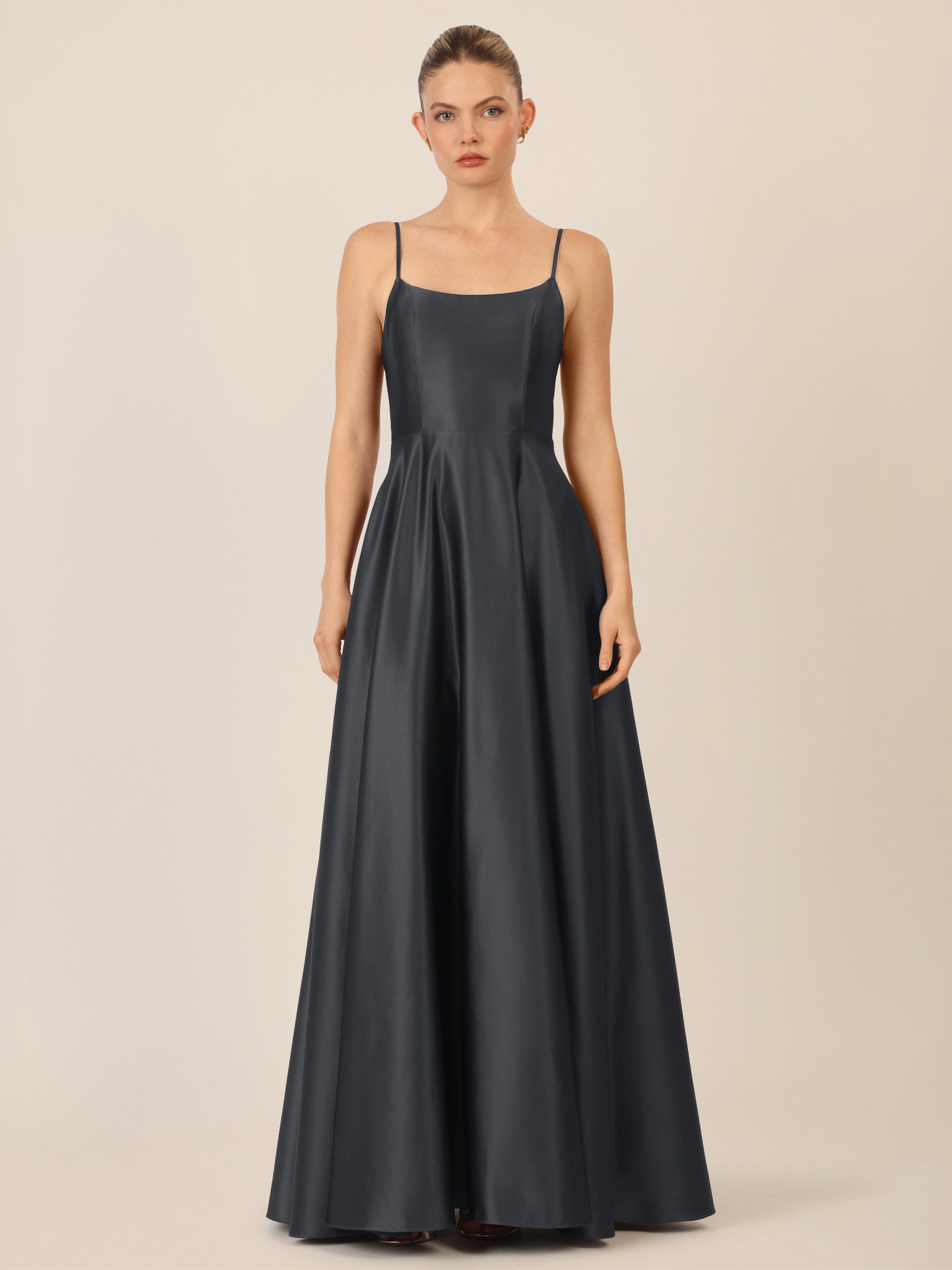 Apart Abendkleid aus Satin mit Spaghettiträgern günstig online kaufen