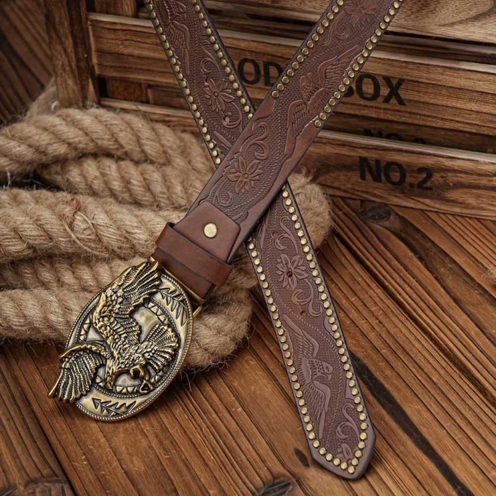 Ware aus aller Welt Nietengürtel Westerngürtel mit Adler Schnalle – im authentischen Cowboy Style (1-St) Gürtel mit Western- und Adlermotiven
