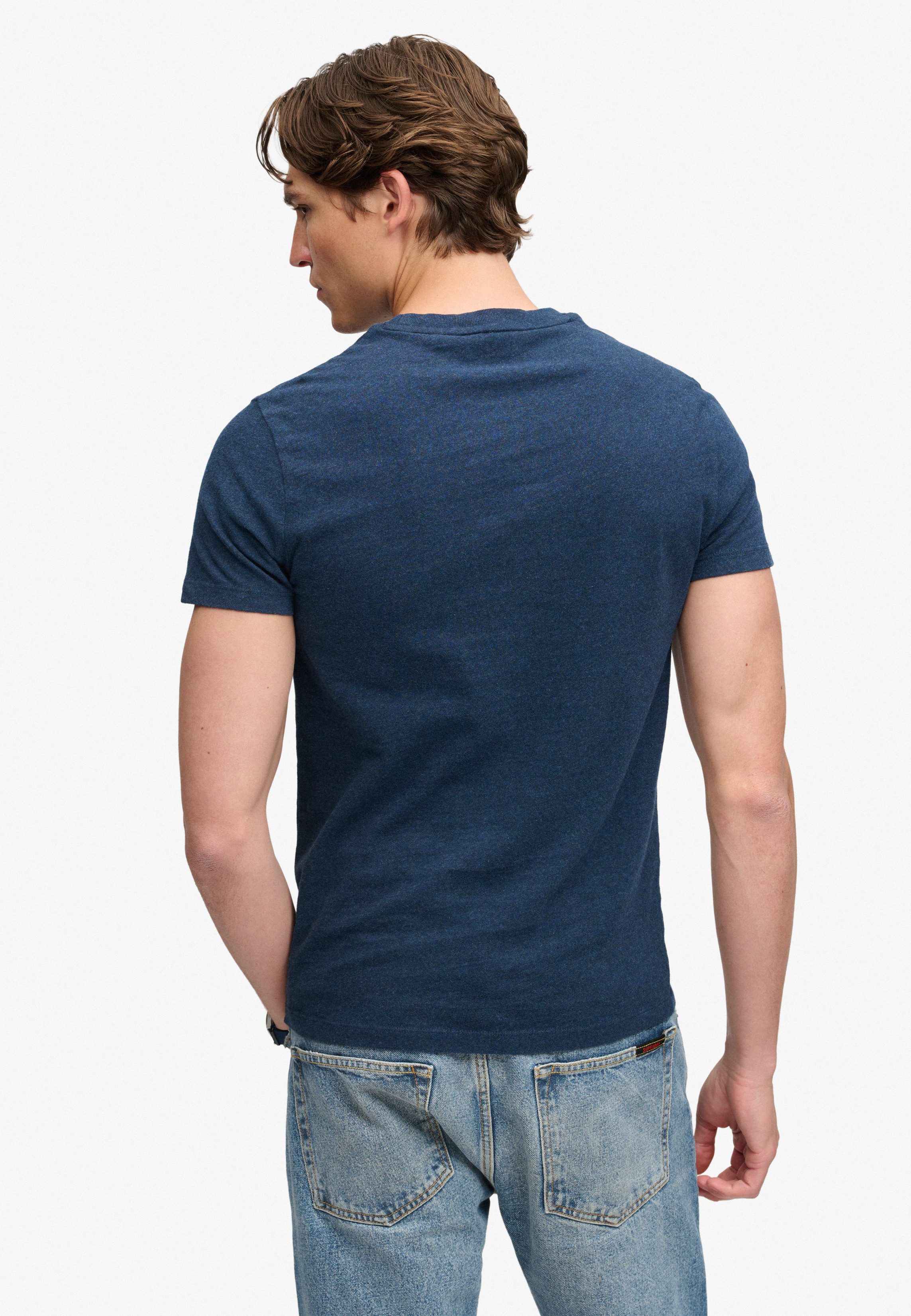 Superdry Rundhalsshirt ESSENTIAL SDCO LOGO EMB TEE Baumwolle, regular fit
