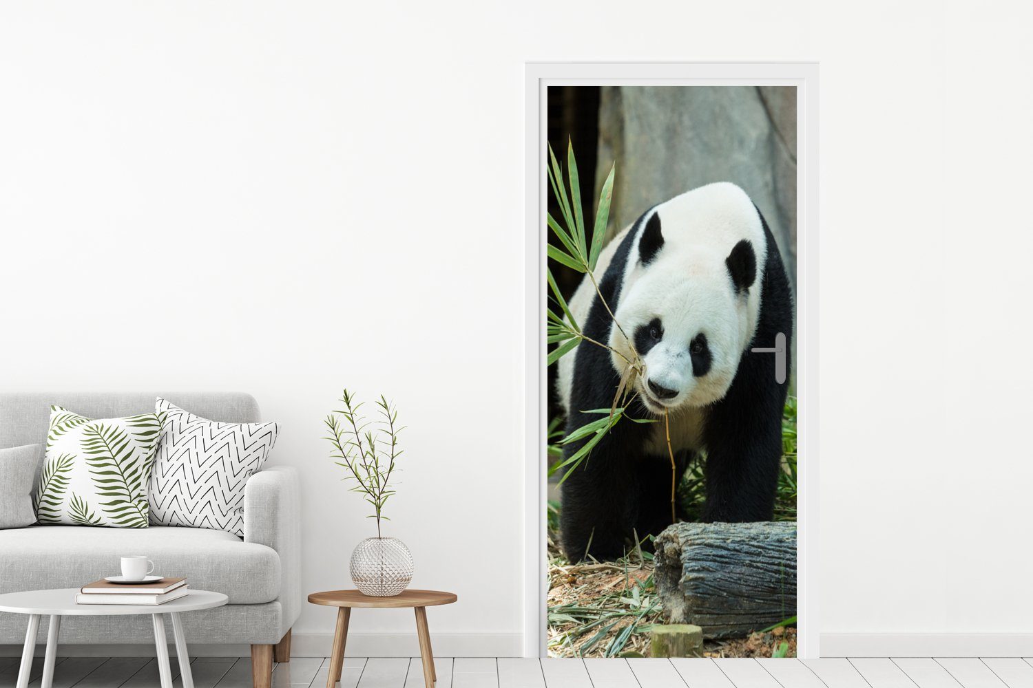 MuchoWow Türtapete Panda - Baumstamm 75x205 Fototapete für cm (1 - St), Höhle, Tür, bedruckt, Matt, Türaufkleber