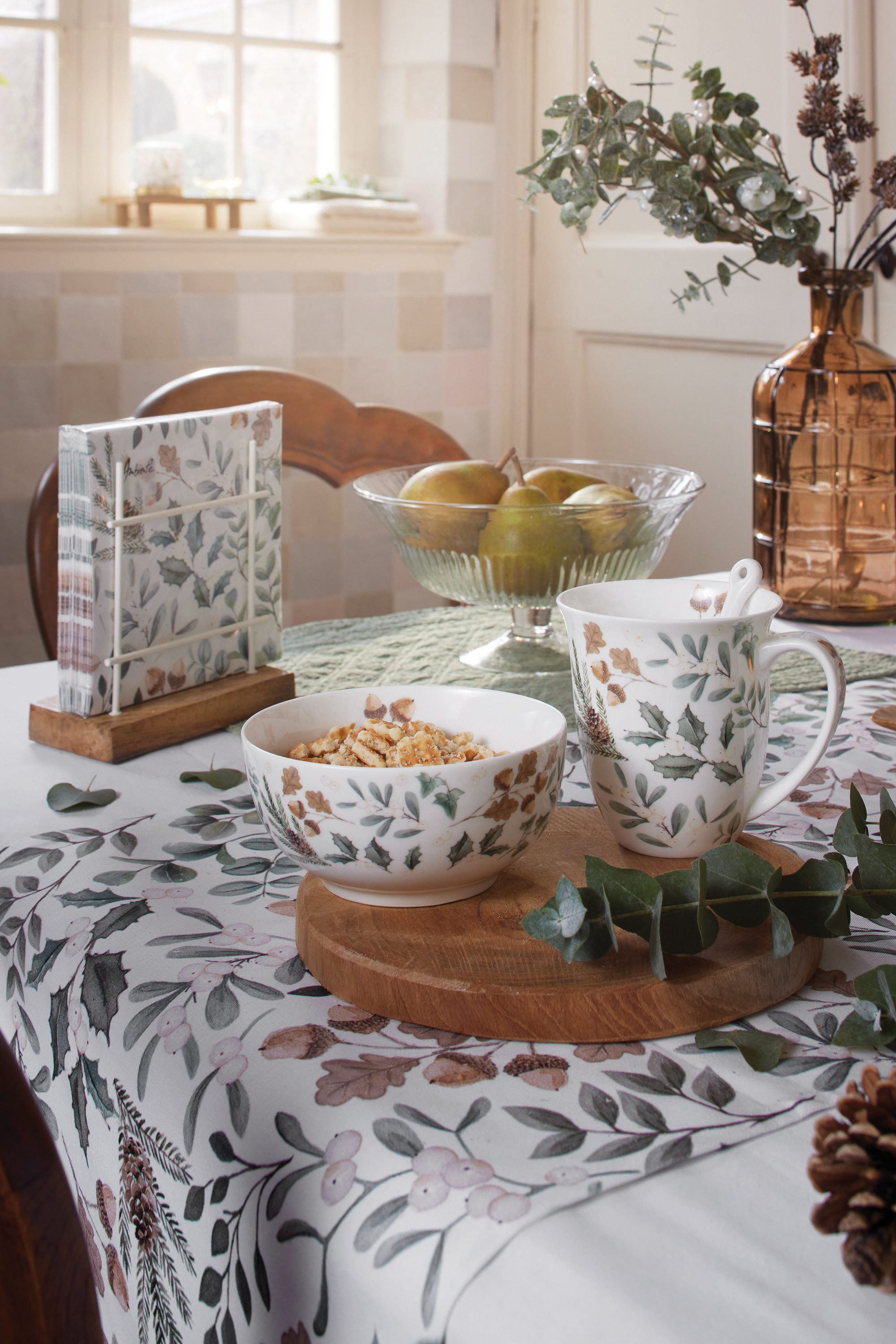Ambiente® Tischläufer Collection of leaves (1-tlg, 1-teilig), Tischläufer Tischdecke ca.40x150cm Baumwolle