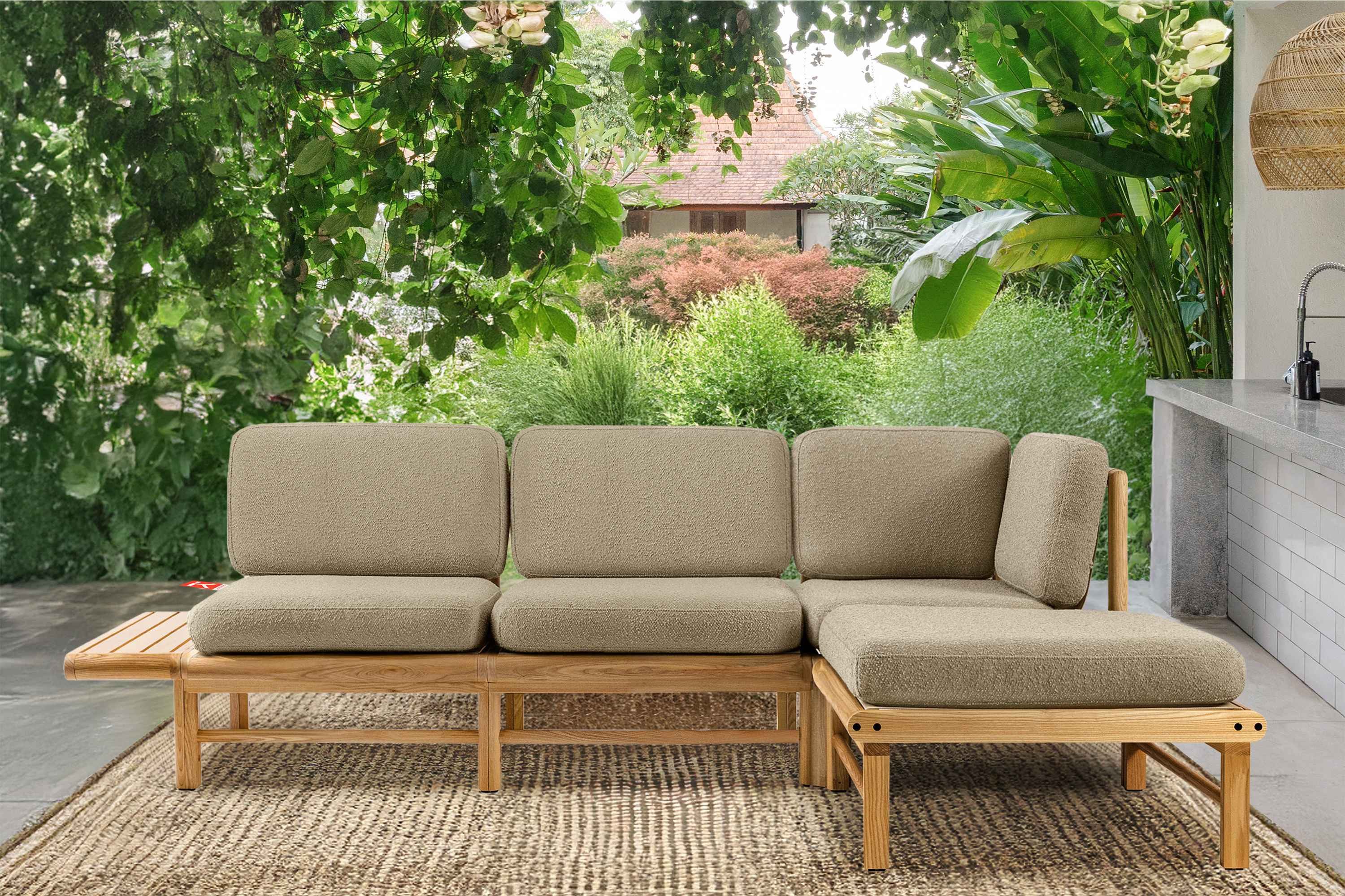 KONSIMO® Gartenlounge-Hocker ATREDA Gartenlounge-Hocker, hergestellt in der EU, handgefertigt, recycelte Materialien, Massivholz Esche, Boho-Stil
