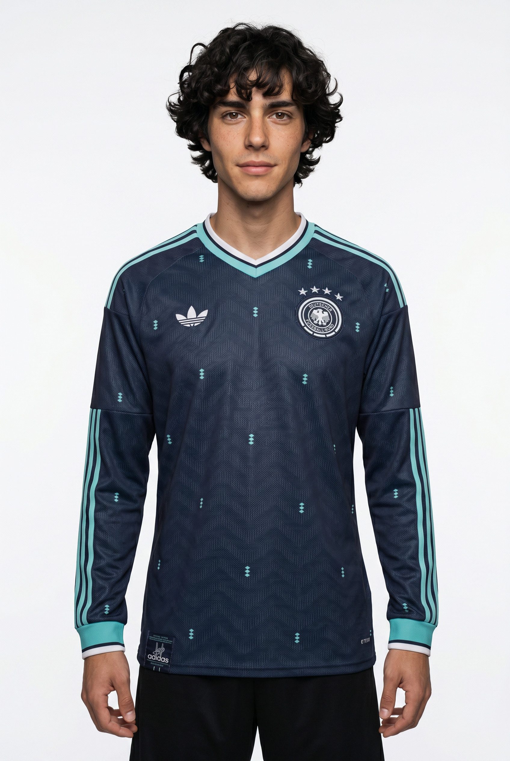 adidas Performance Fußballtrikot DFB A JSY L mit V-Ausschnitt, mit Climacool® Technologie, schmal geschnitten