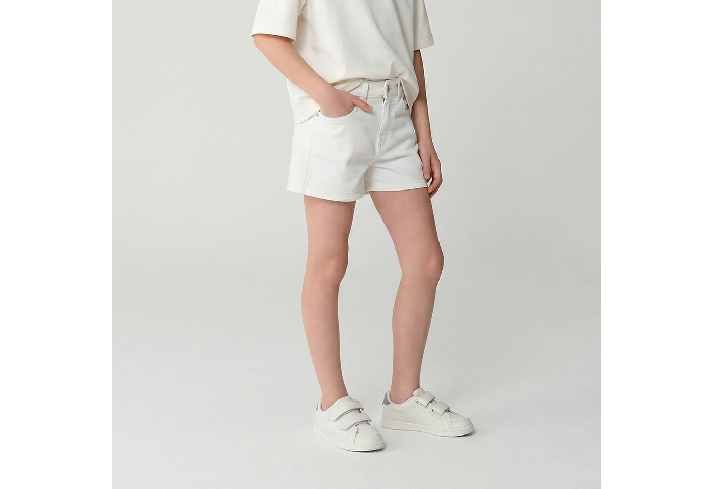 CARS JEANS Jeansshorts Shorts SARRAH aus Baumwolle, kurze Schnittform, pflegeleicht, mit Eingrifftaschen