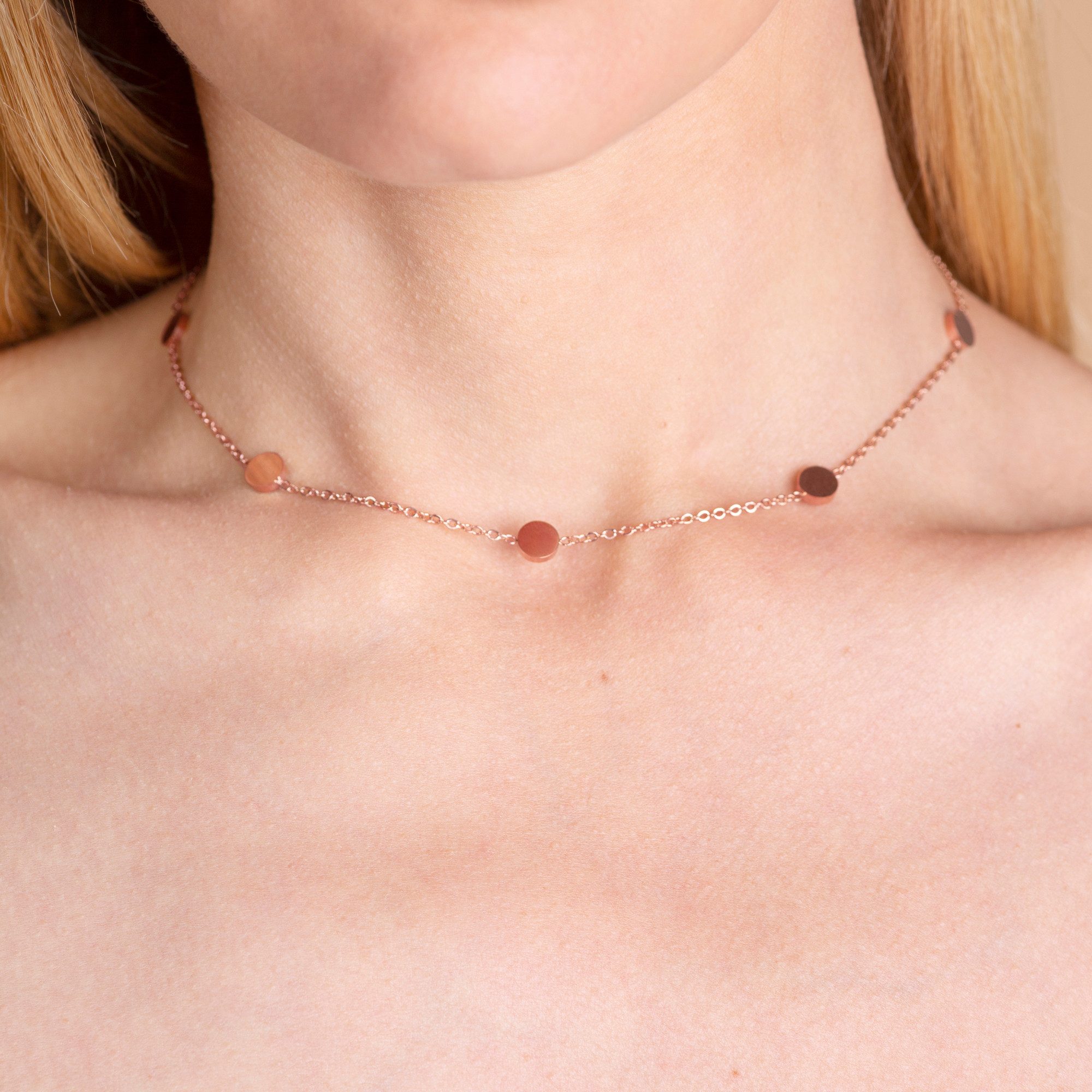 ALEXASCHA Choker Kurze Kette mit Plättchen • Edelstahlkette • Münzkette • verstellbar