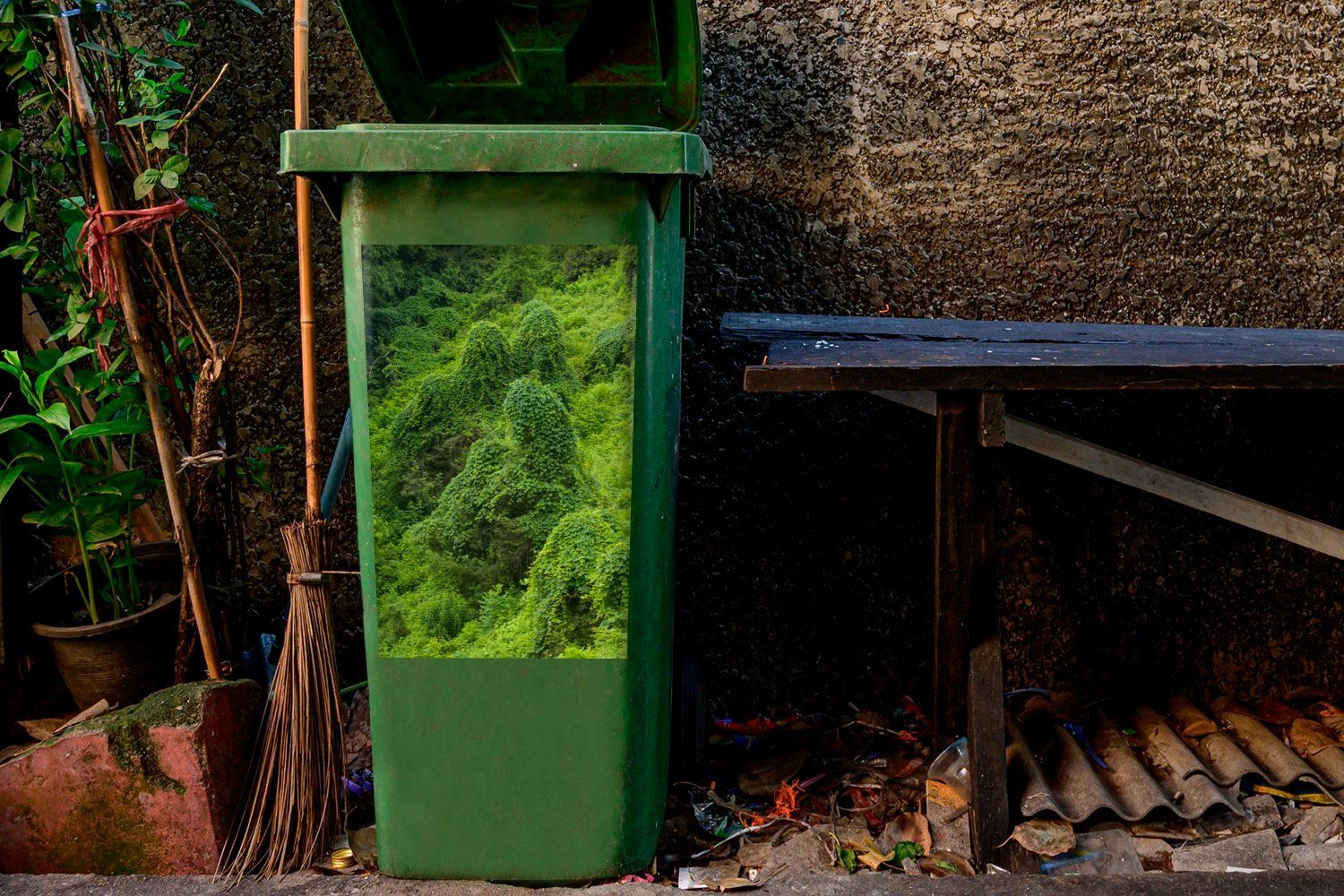 Kudzu der grünen (1 Mülleimer-aufkleber, Landschaft St), Abfalbehälter Wandsticker Mülltonne, in Container, MuchoWow Sticker,