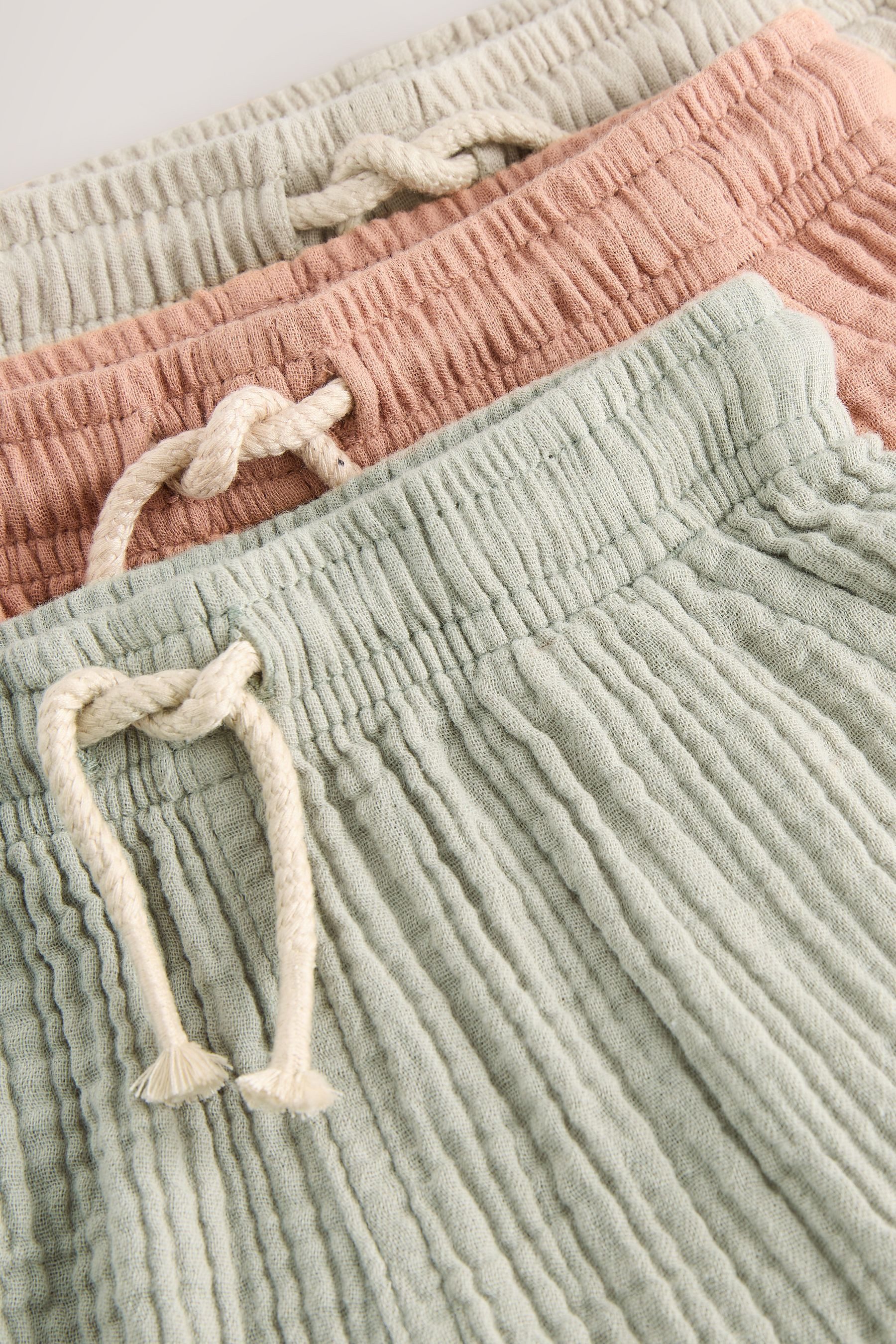 Next Shorts Weiche, strukturierte Baumwoll-Shorts, 3er-Pack (3-tlg)