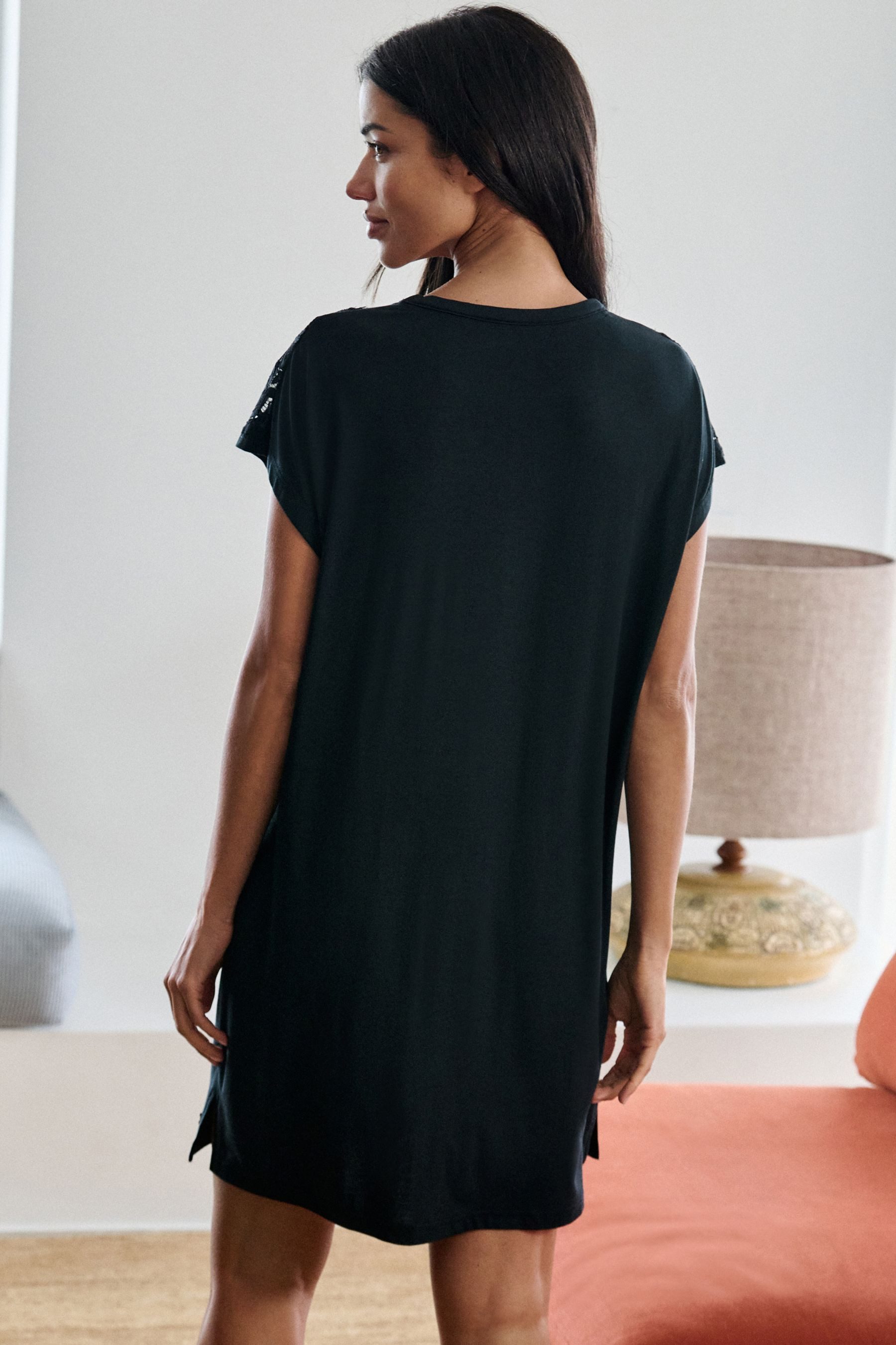 B by Ted Baker T-Shirt B by Ted Baker Schlaf-T-Shirt aus Modal mit Spitze (1-tlg)