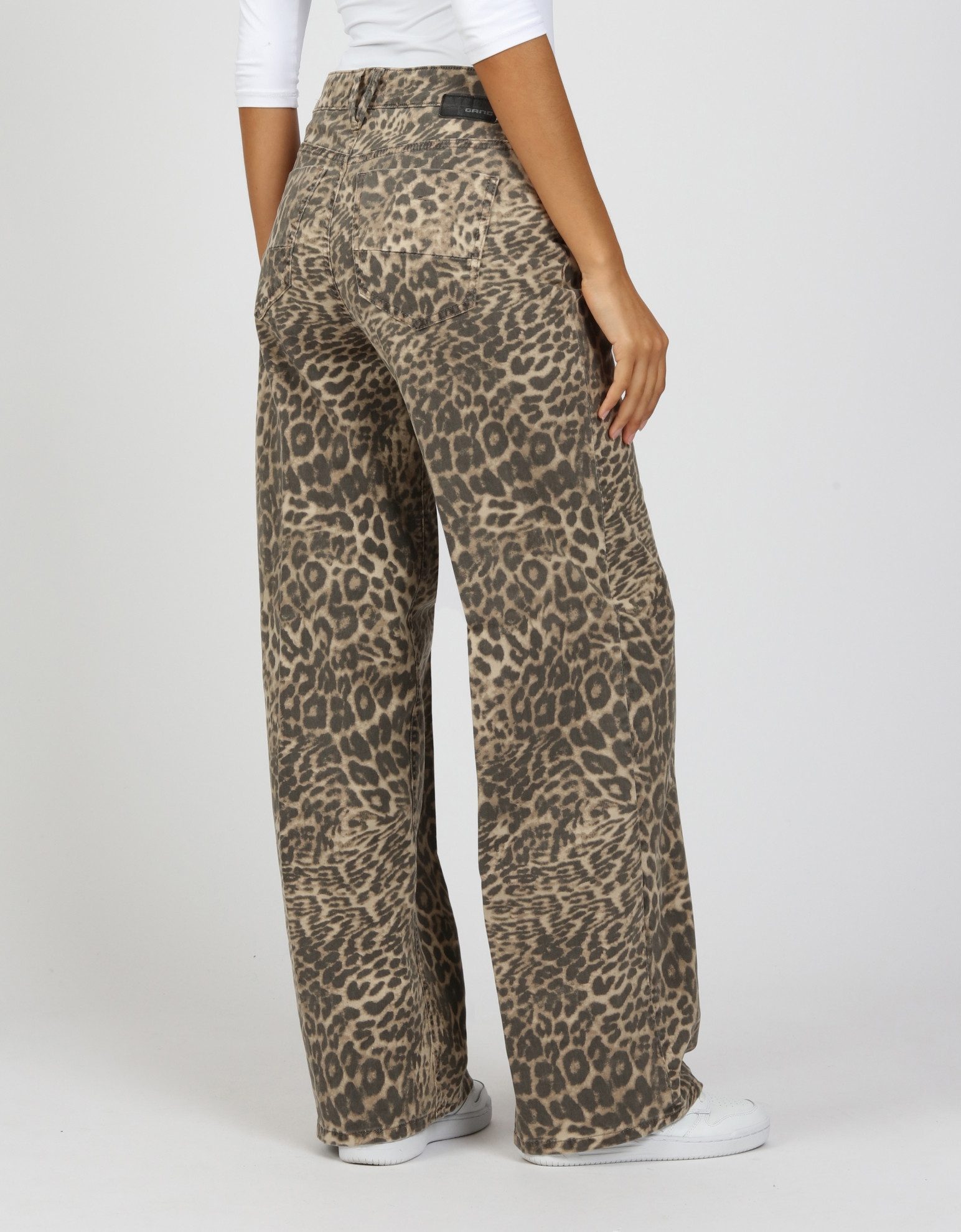 GANG 5-Pocket-Jeans 94CARLOTTA Wide Fit im angesagten Leo Muster günstig online kaufen