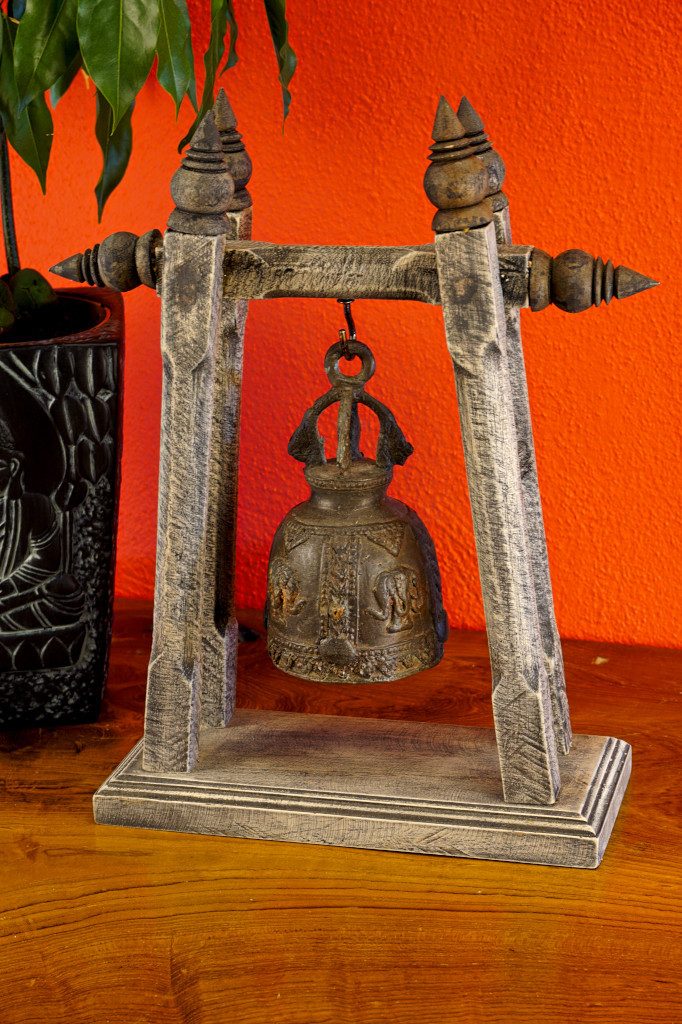Kinaree Läutewerk Tempelglocke mit Stativ, Bronze Thailand handgegossen, Natur (1-tlg)