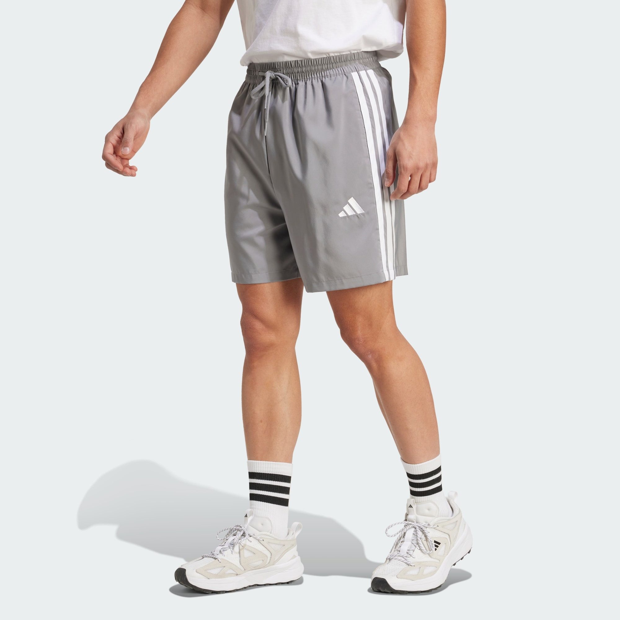 adidas Sportswear Shorts ESSENTIALS 3-STREIFEN CHELSEA SHORTS (1-tlg) günstig online kaufen