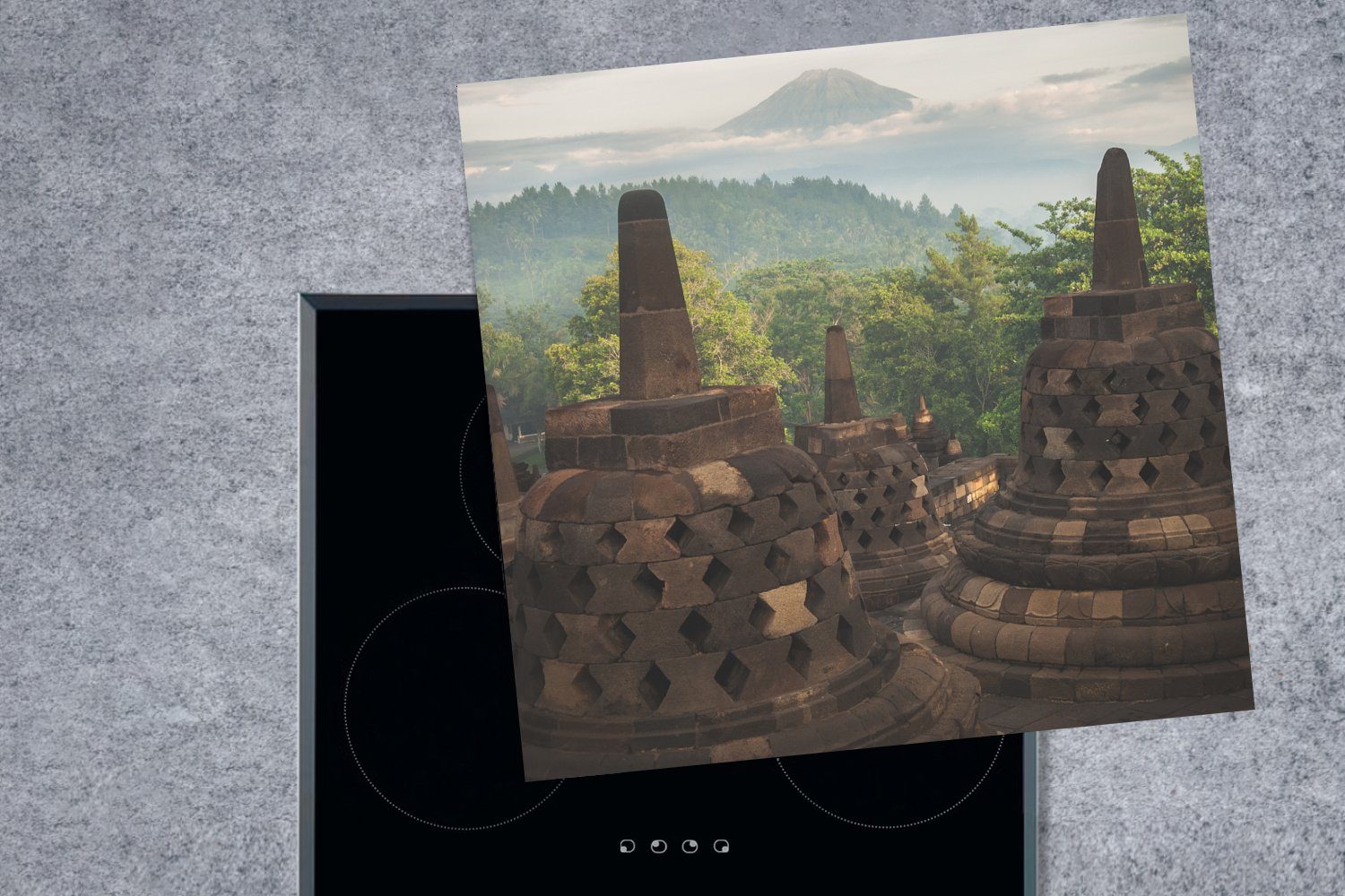 küche auf Ceranfeldabdeckung, Borobudur, für vom (1 MuchoWow Fantastische cm, den tlg), Aussicht Vinyl, Arbeitsplatte Dschungel 78x78 Herdblende-/Abdeckplatte