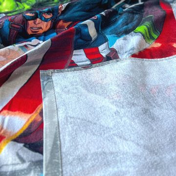 MTOnlinehandel Badetuch Avengers 70x140 cm, 100 % Baumwolle, Marvel's Avengers Heroes, Baumwolle (1-St), Captain America, Iron Man, Hulk & Thor Bade- / Strandtuch für Kinder