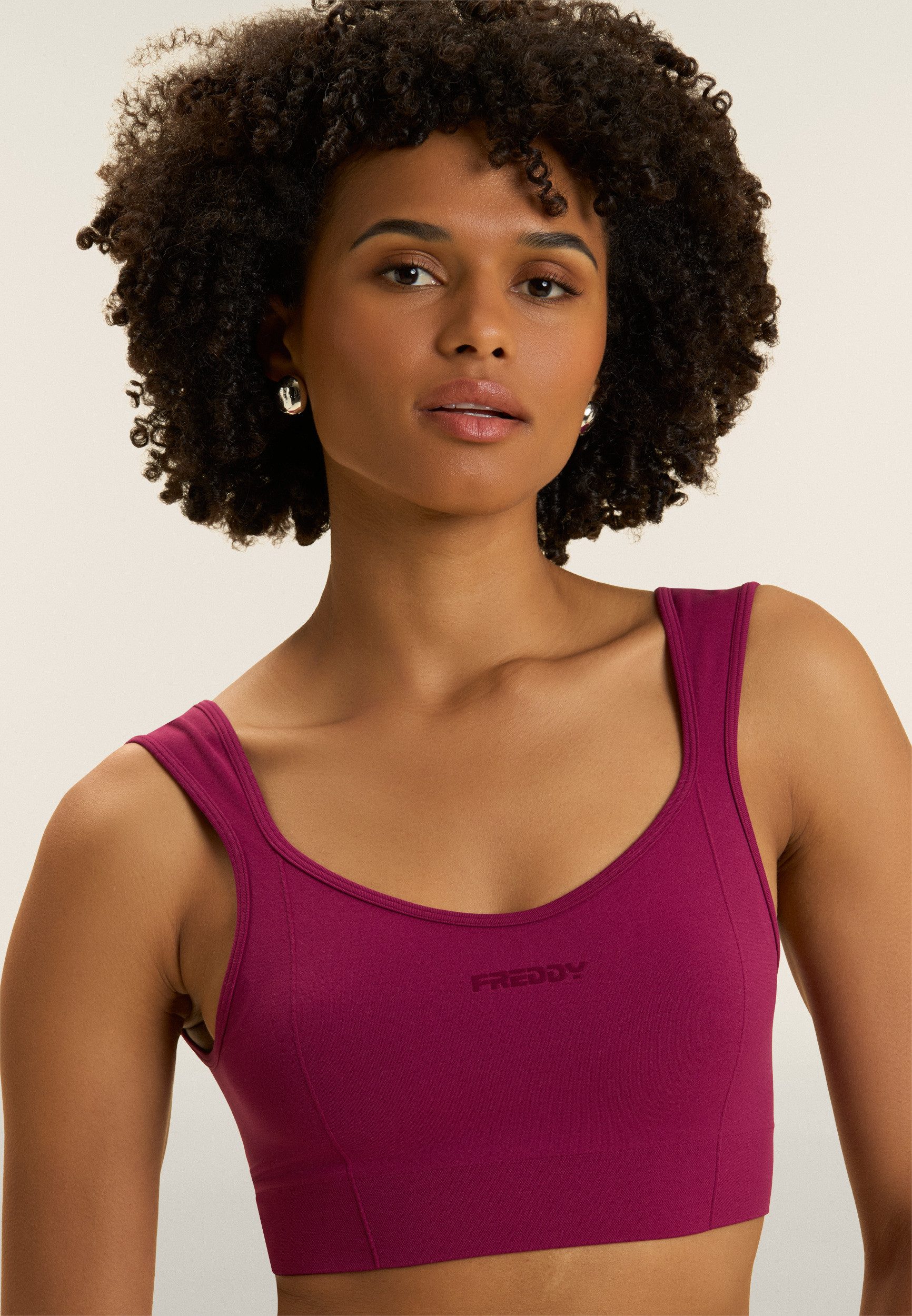 Freddy Sporttop Light support Bra eng anliegende Passform, seamless
