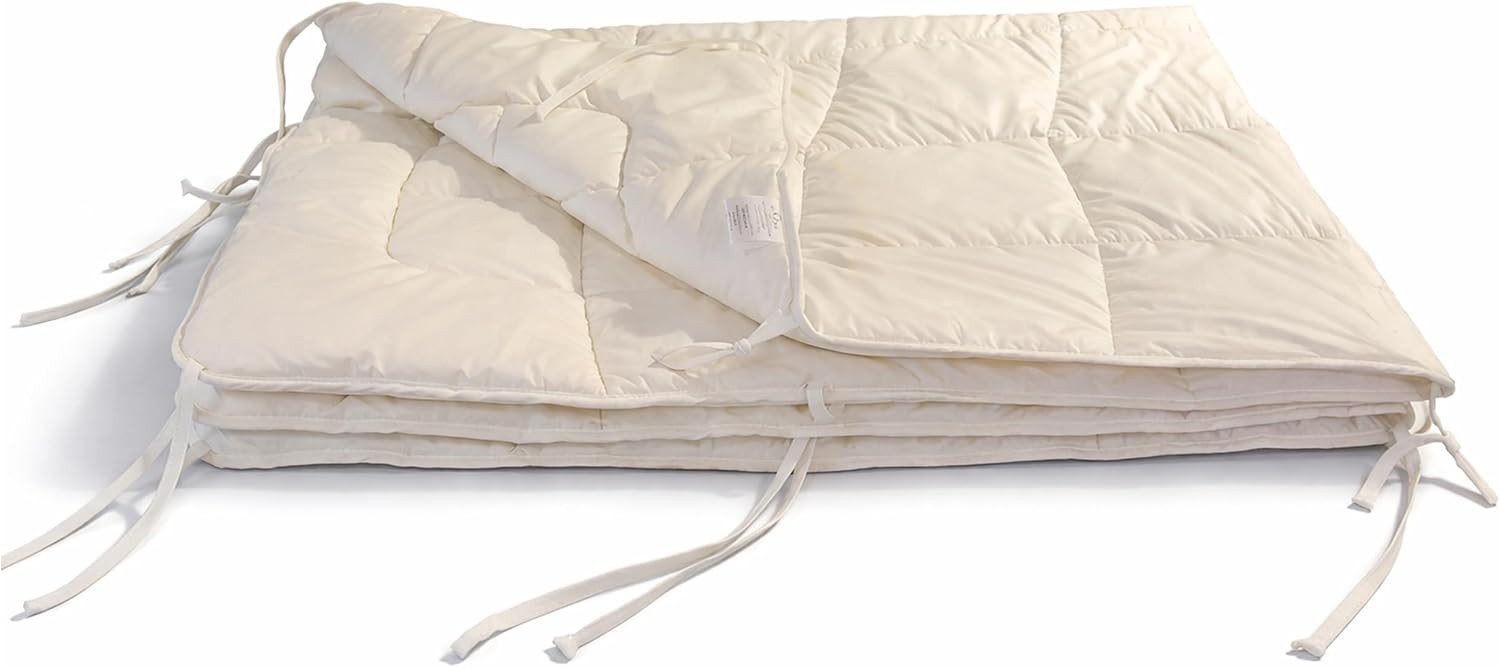 geborgenschlafen Naturhaarbettdecke Schafwolle Ganzjahresdecke 100% Merino-Schafschurwolle, Füllung: Merinowolle, Bezug: Baumwolle, Luftdurchlässig & Temperaturausgleichend - Made in Germany