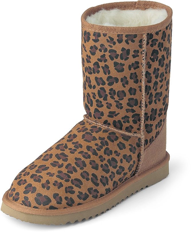 Cyber monday deals on bearpaw boots