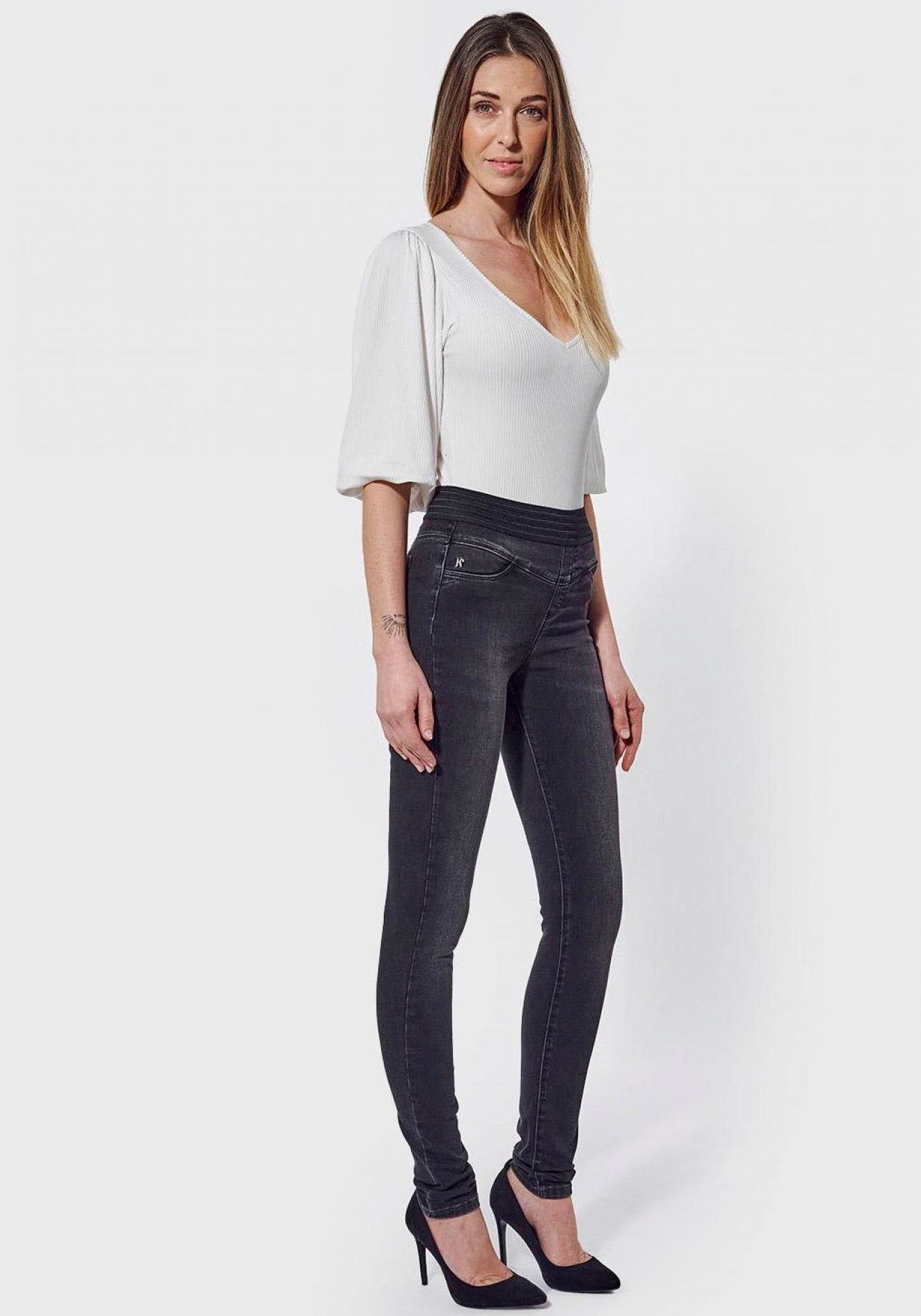 Kaporal Skinny-fit-Jeans SABLE mit bequemen Gummibund