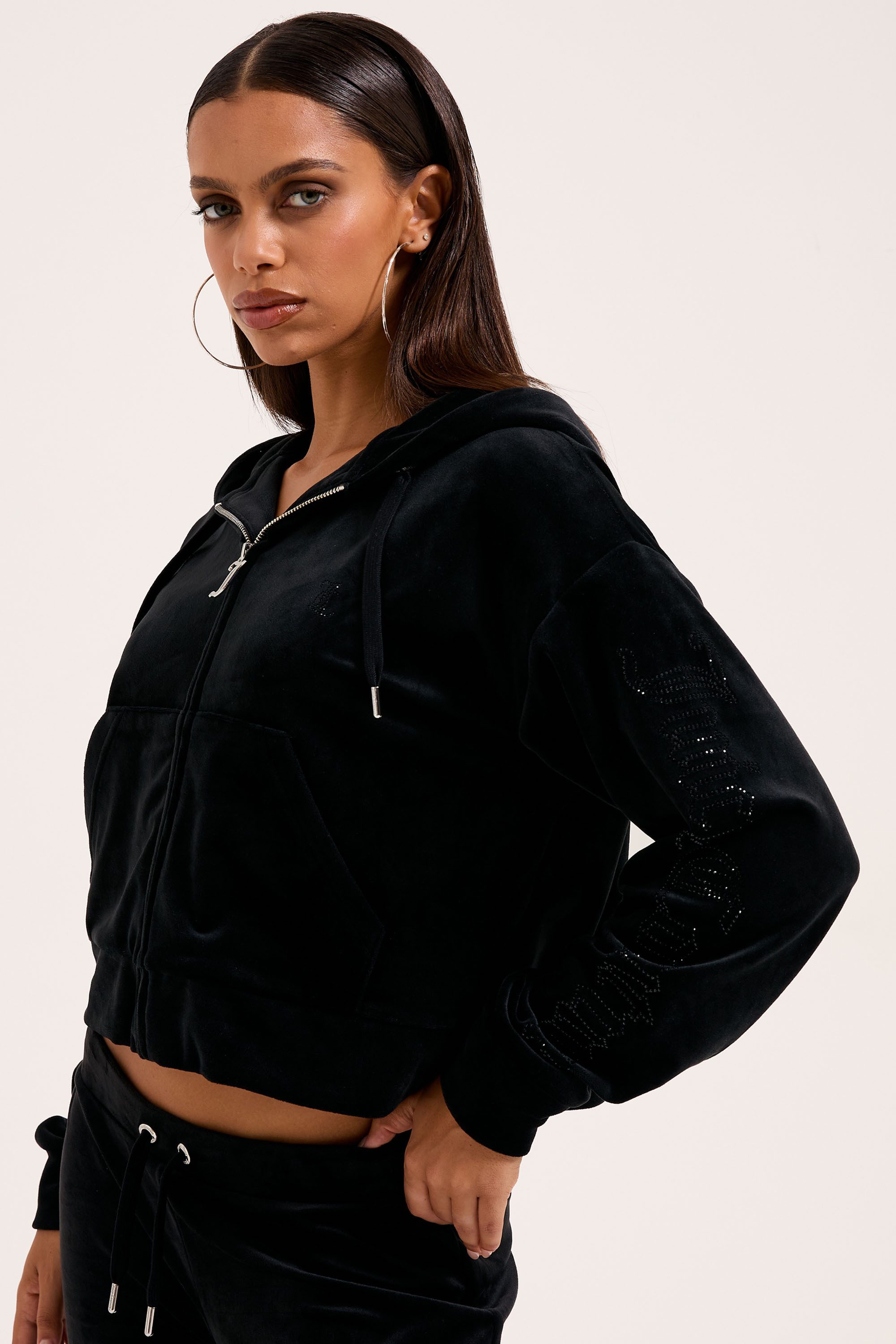Juicy Couture Kapuzennickijacke ICCLE DIAMANTE OVERSIZED CROPPED HOODIE Damen Trainingsjacke Damen, Sweatjacke mit Kapuze, Velour, mit Glitzer, Sale