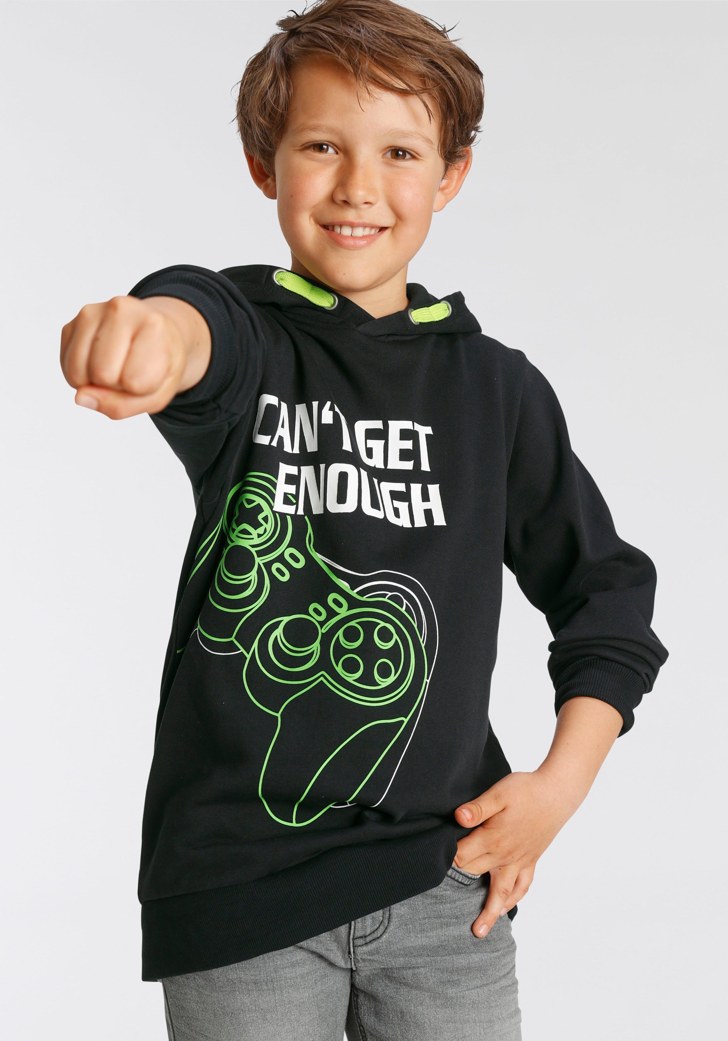 KIDSWORLD Kapuzensweatshirt CAN´T GET ENOUGH - Spruch bedrucktes Design, aus Baumwolle