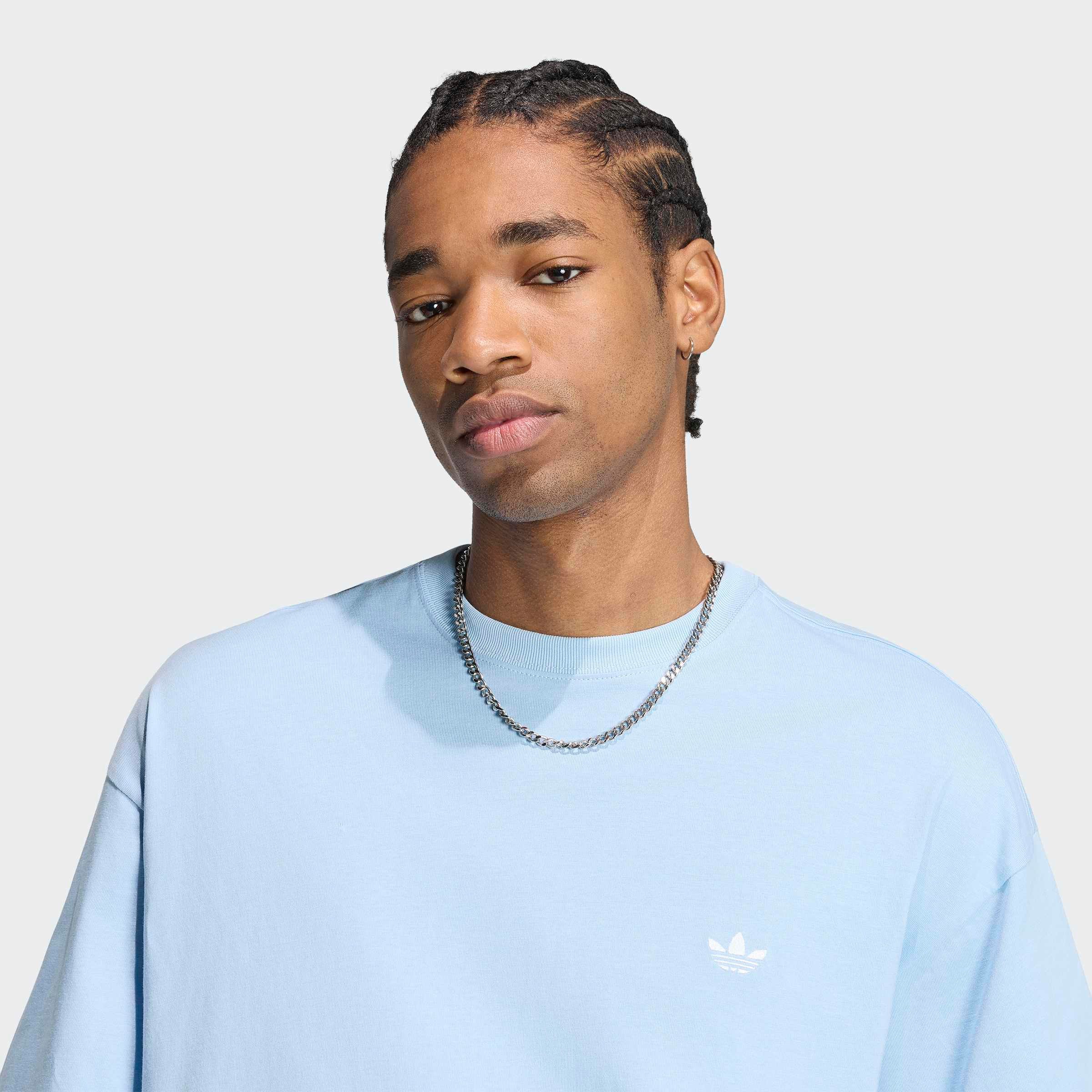 adidas Originals T-Shirt TREFOIL ESSENTIALS, LOCKER GESCHNITTEN für Erwachsene, mit Rundhalsausschnitt, ohne Verschluss, aus Baumwolle