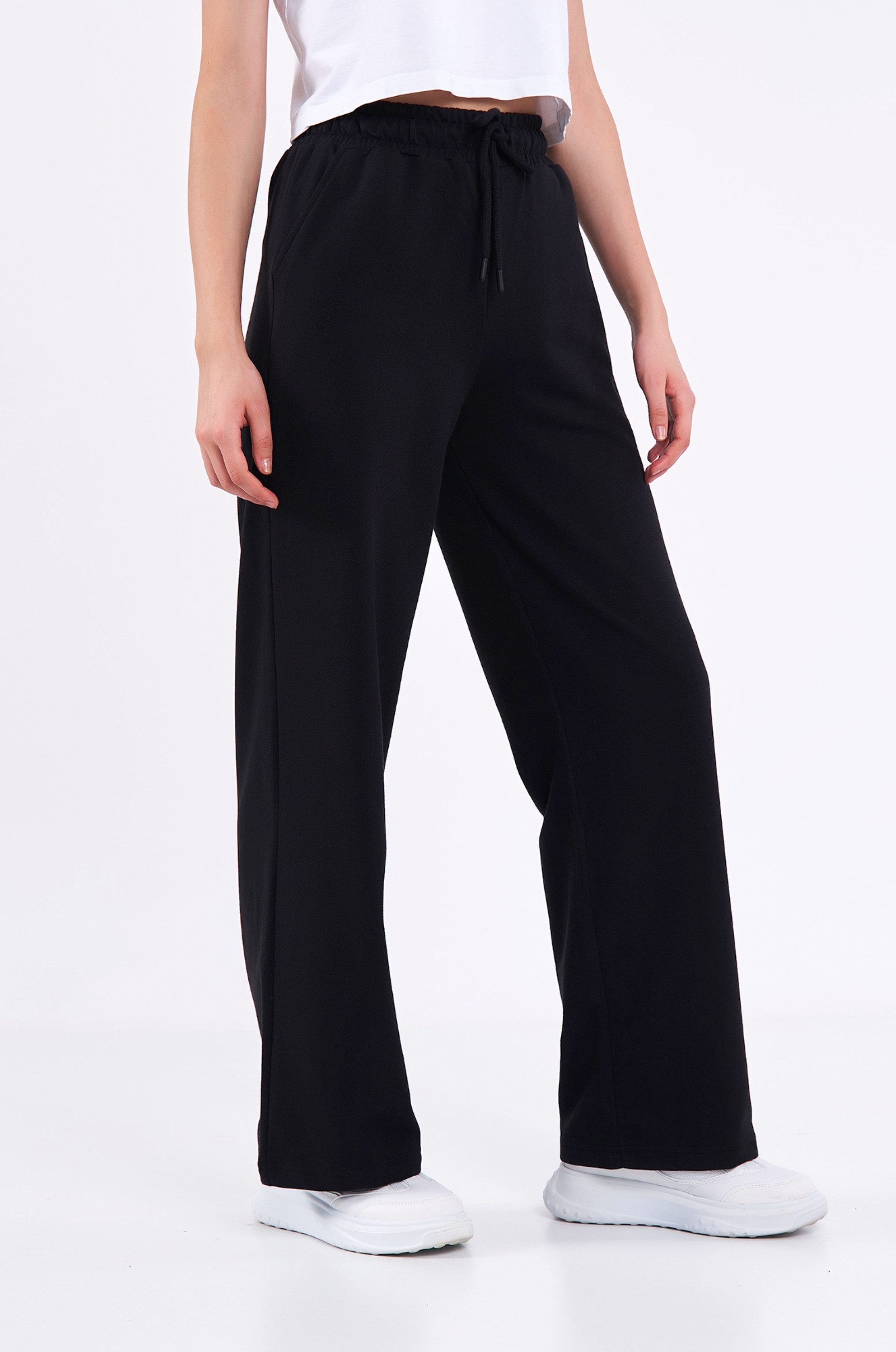 COMEOR Jogginghose Damen für lässigen Komfort und modernen Stil mit weitem Bein