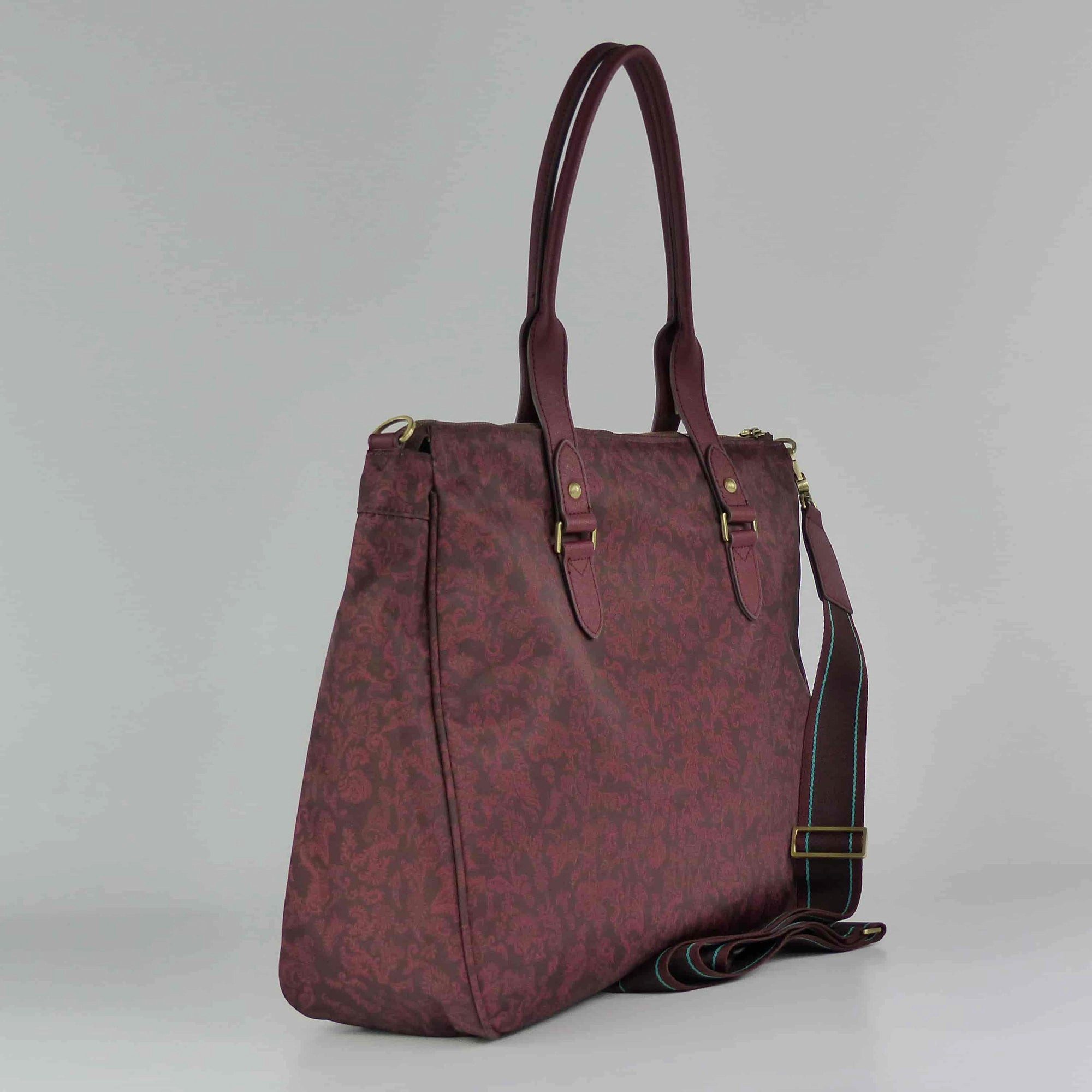 Oilily Schultertasche Carry All Chocolate Truffle