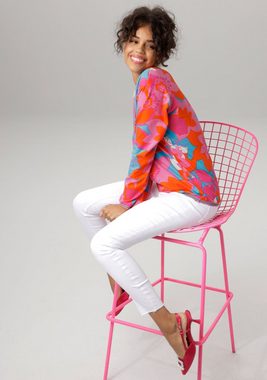 Aniston CASUAL Sweatshirt mit großflächigem, farbenfrohen Blumendruck