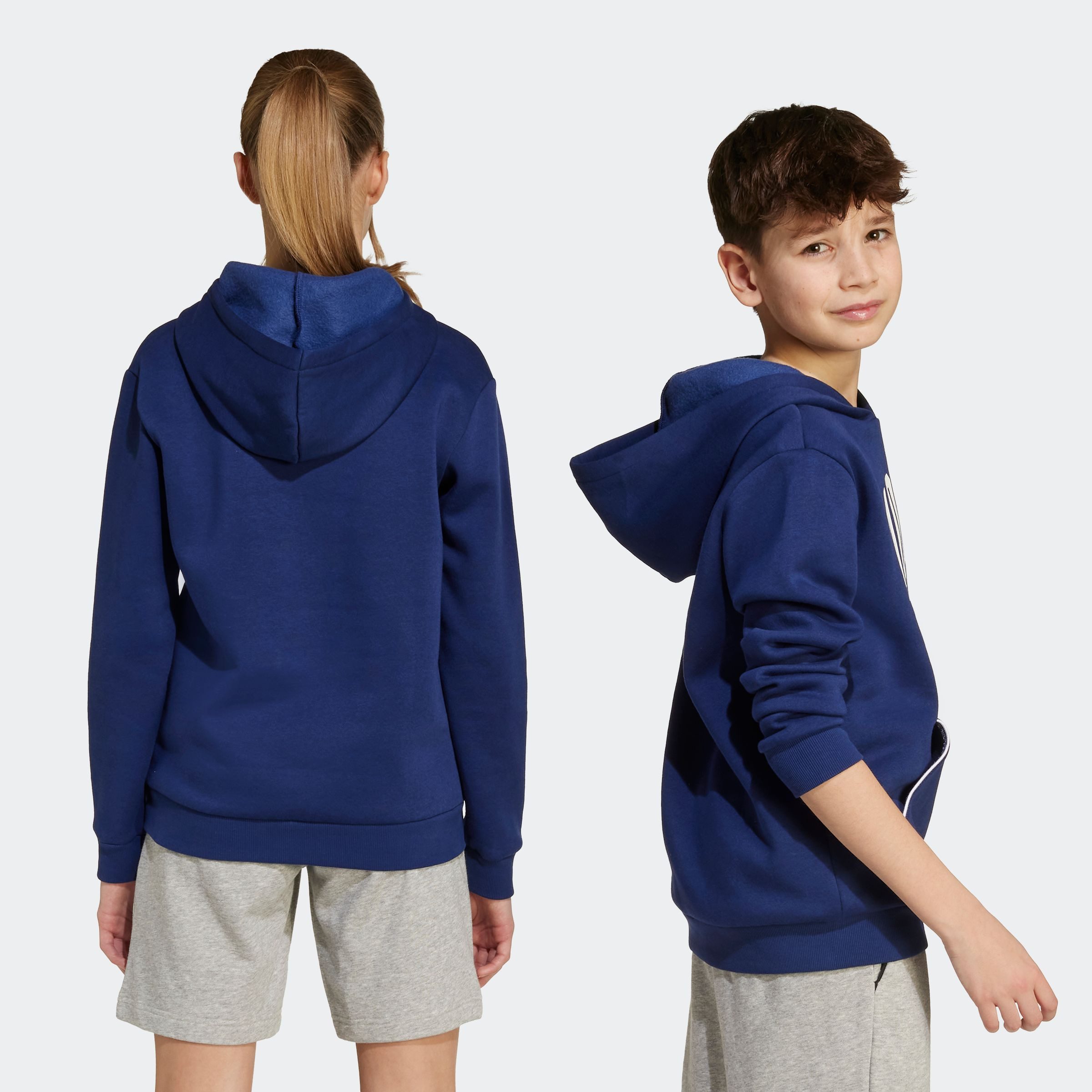 adidas Sportswear Kapuzensweatshirt SEASONALS ESSENTIALS COLLEGIATE TYPOGRAPHY KIDS HOODIE