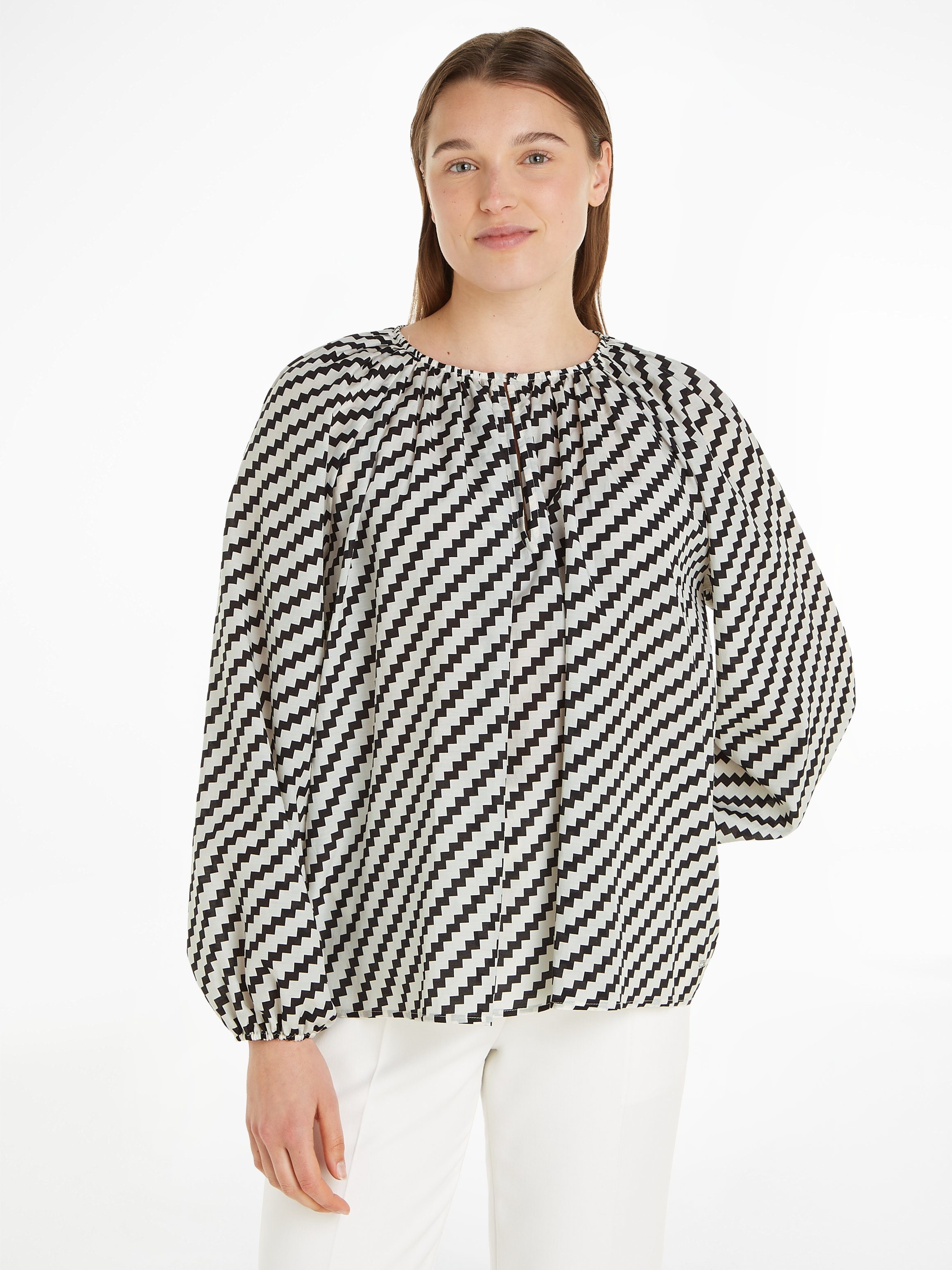 Tommy Hilfiger Blusentop ZIGZAG GATHERED BLOUSE LS mit Logopatch