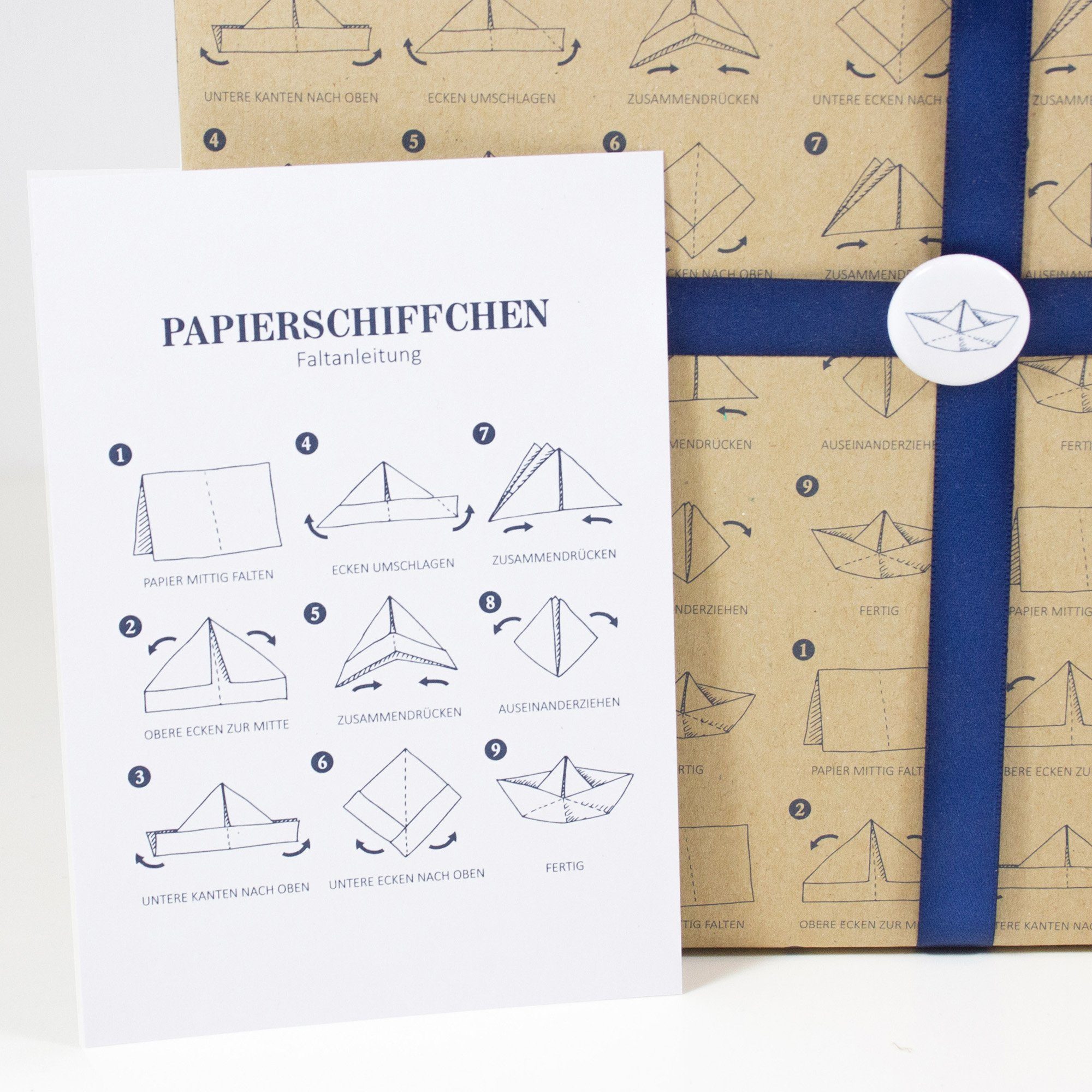 % Postkarte Bow 100 & Papierschiffchen, Recyclingpapier Postkarte Hummingbird