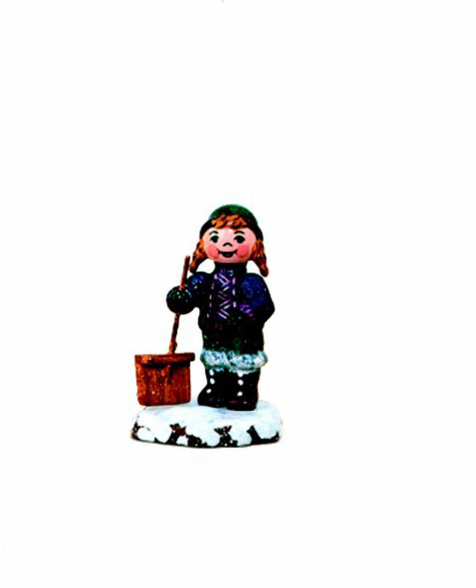Hubrig Volkskunst Zschorlau Erzgebirge Sammelfigur Hubrig Winterkinder Schneefeger