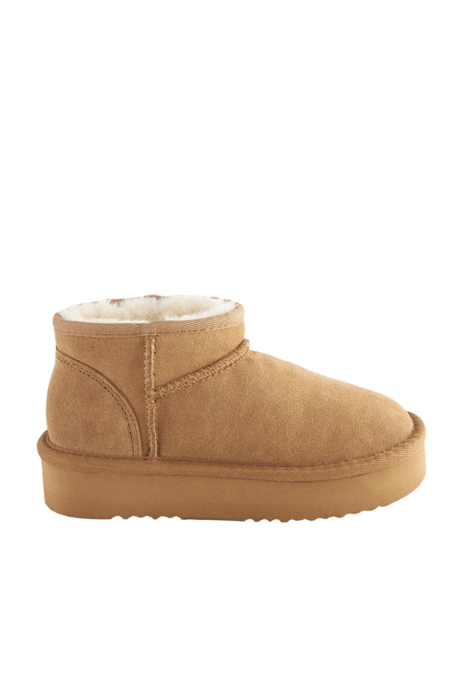 Next Schlupfstiefel aus Veloursleder Schlupfstiefel