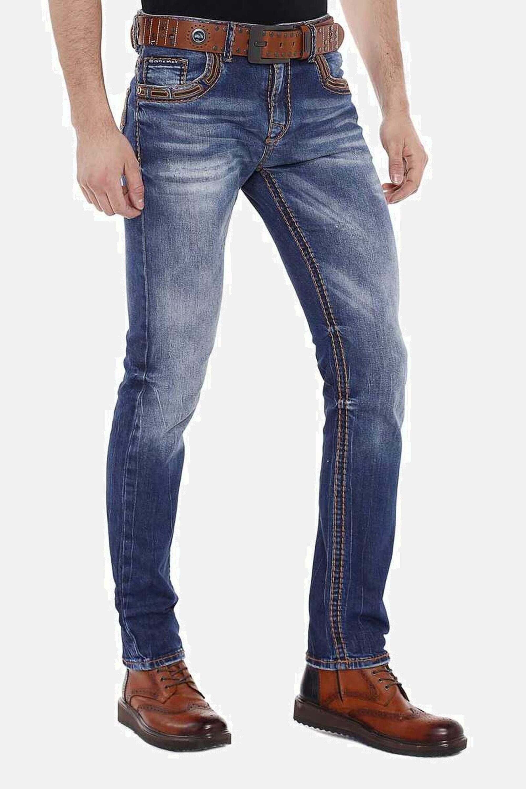 Cipo & Baxx Slim-fit-Jeans Jeans mit bestickten Gesäßtaschen, CD-483