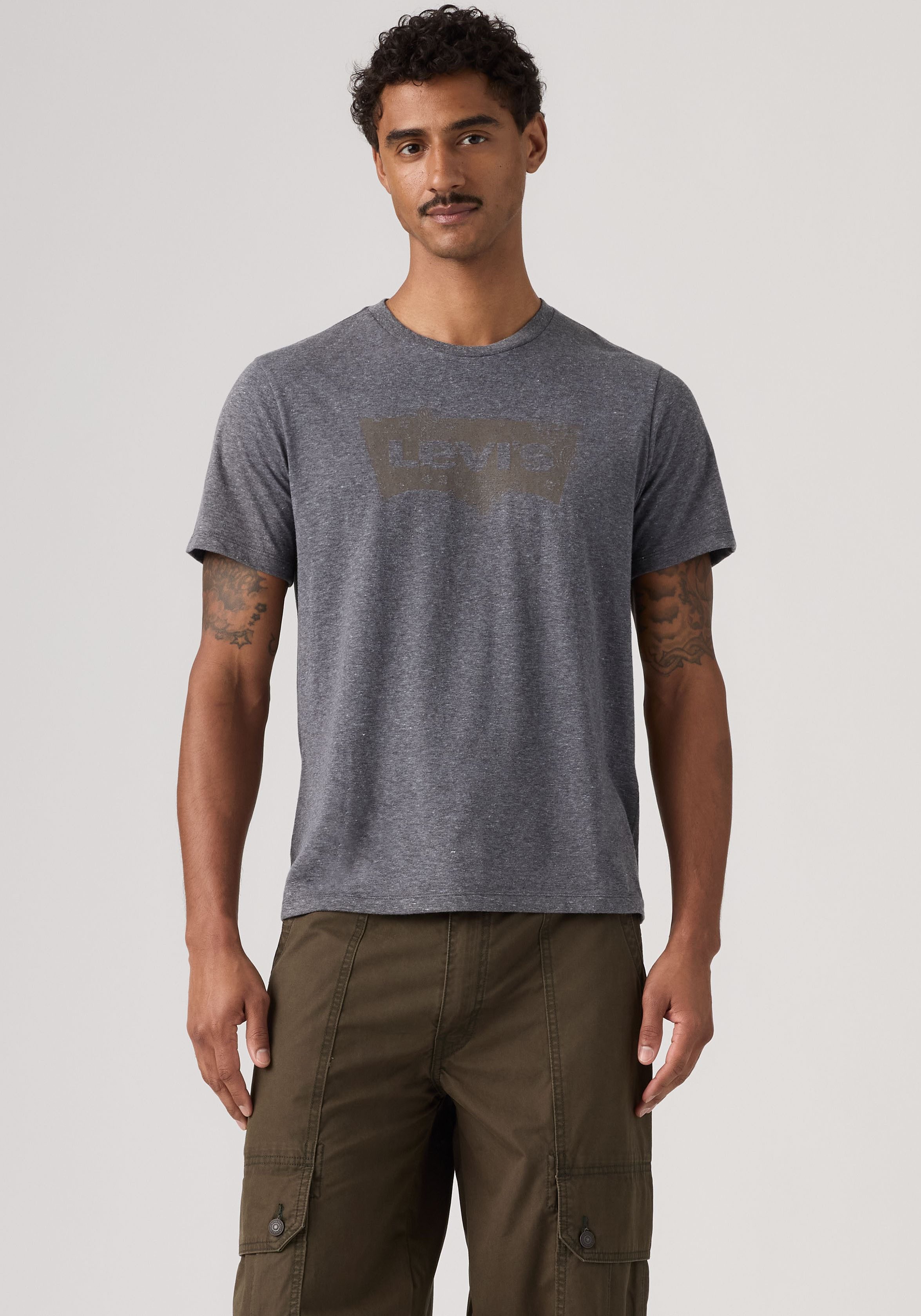 Levi's® T-Shirt Batwing Logo Tee mit Logo-Front-Print – Bild 2 von 5