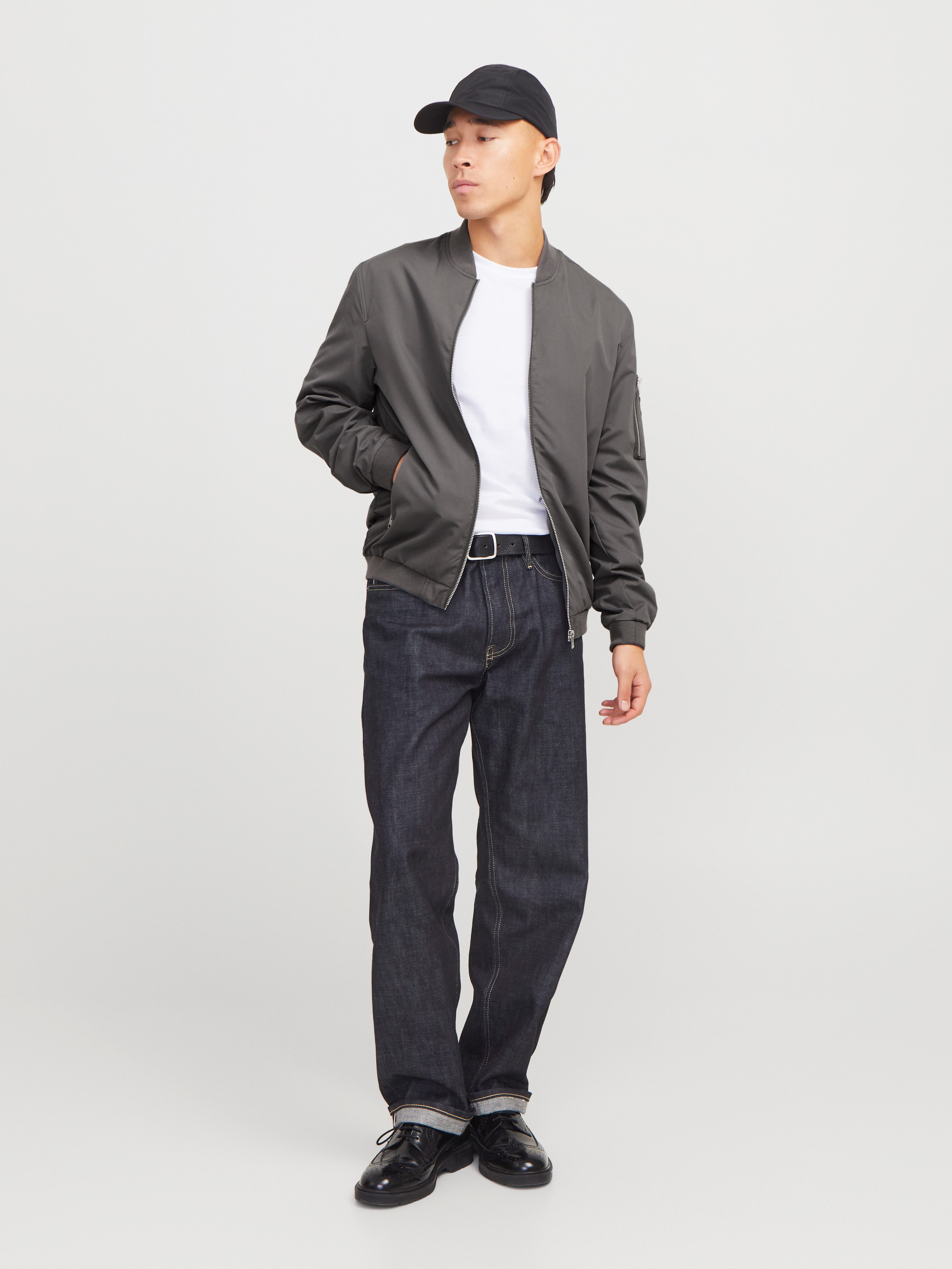 Jack & Jones Blouson JJERUSH mit Stehkragen und Reißverschlusstaschen unifarben, modisch, regular fit, Polyester – Bild 5 von 5