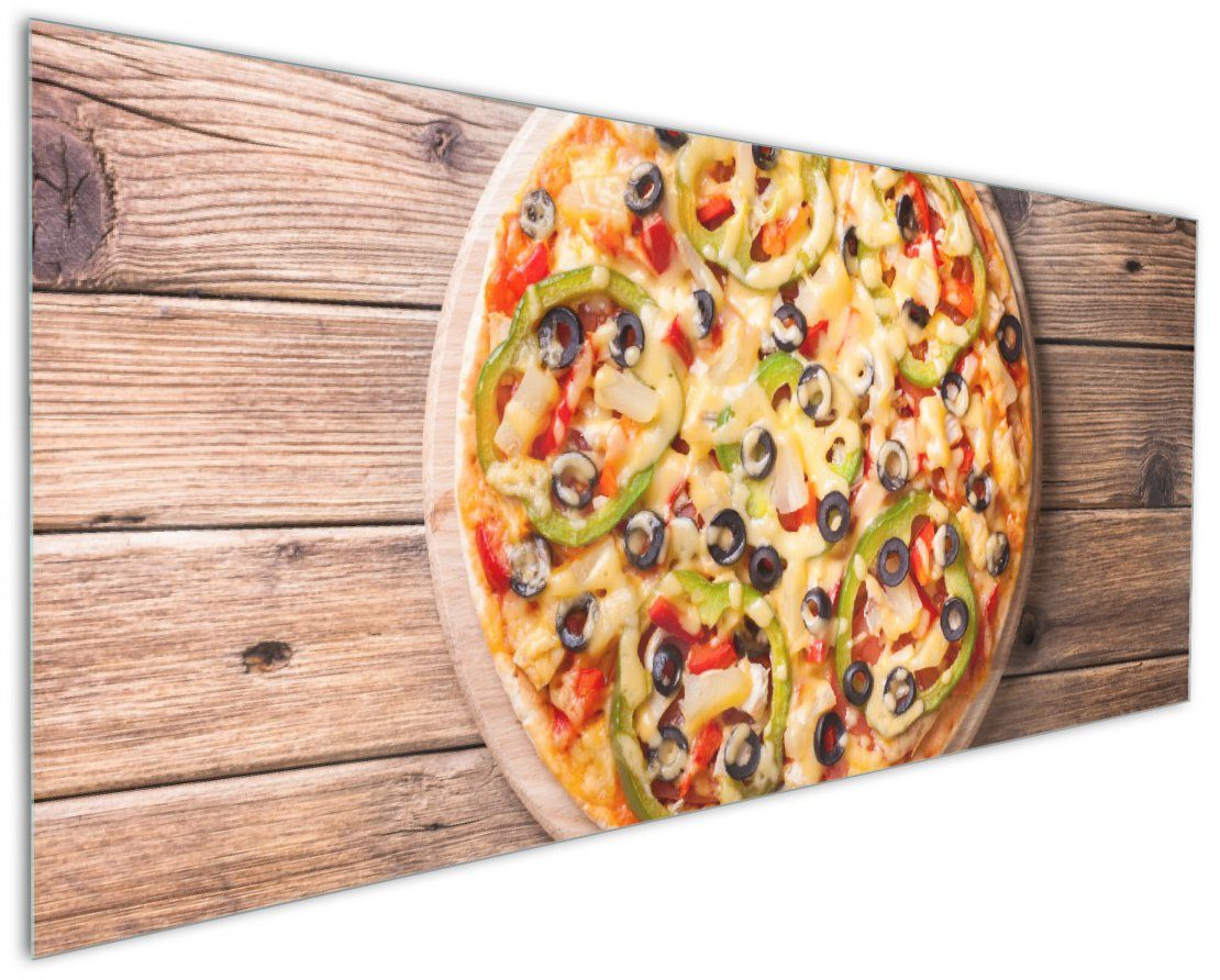 Wallario Küchenrückwand Italienische Pizza mit Peperoni, Oliven. Paprika und Käse, (1-tlg)