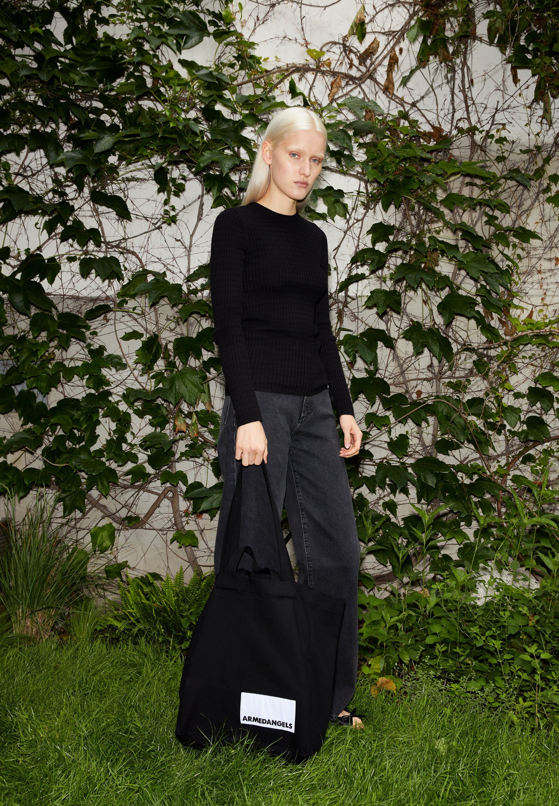 Armedangels Strickpullover LELIAAS Damen Pullover Fit aus Bio-Baumwolle Slim (1-tlg) black