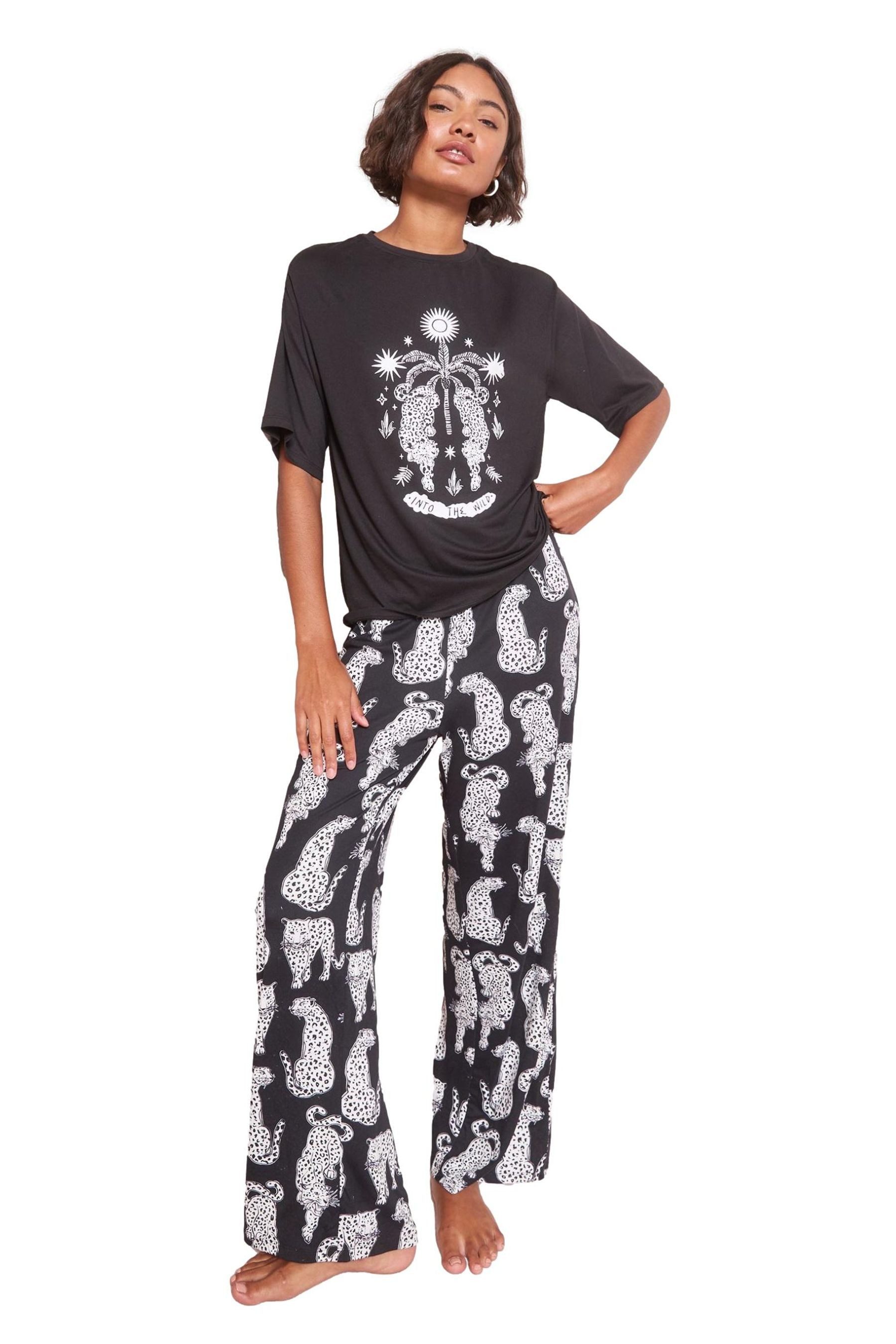Pyjama Friends Like These Pyjama mit Gepardenmuster