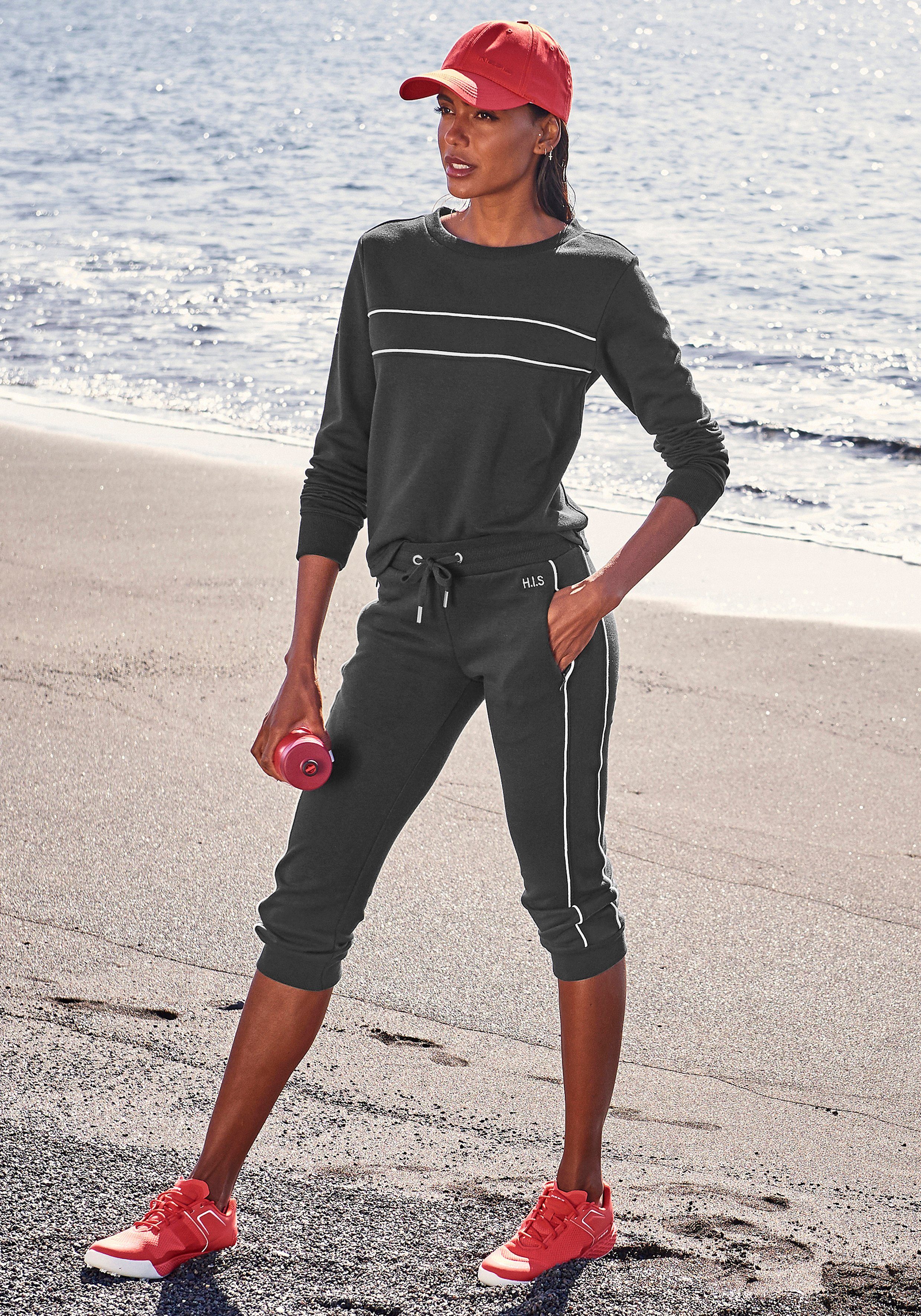 H.I.S Caprihose mit seitlichem Piping. Ideal für Sport- und Freizeit.