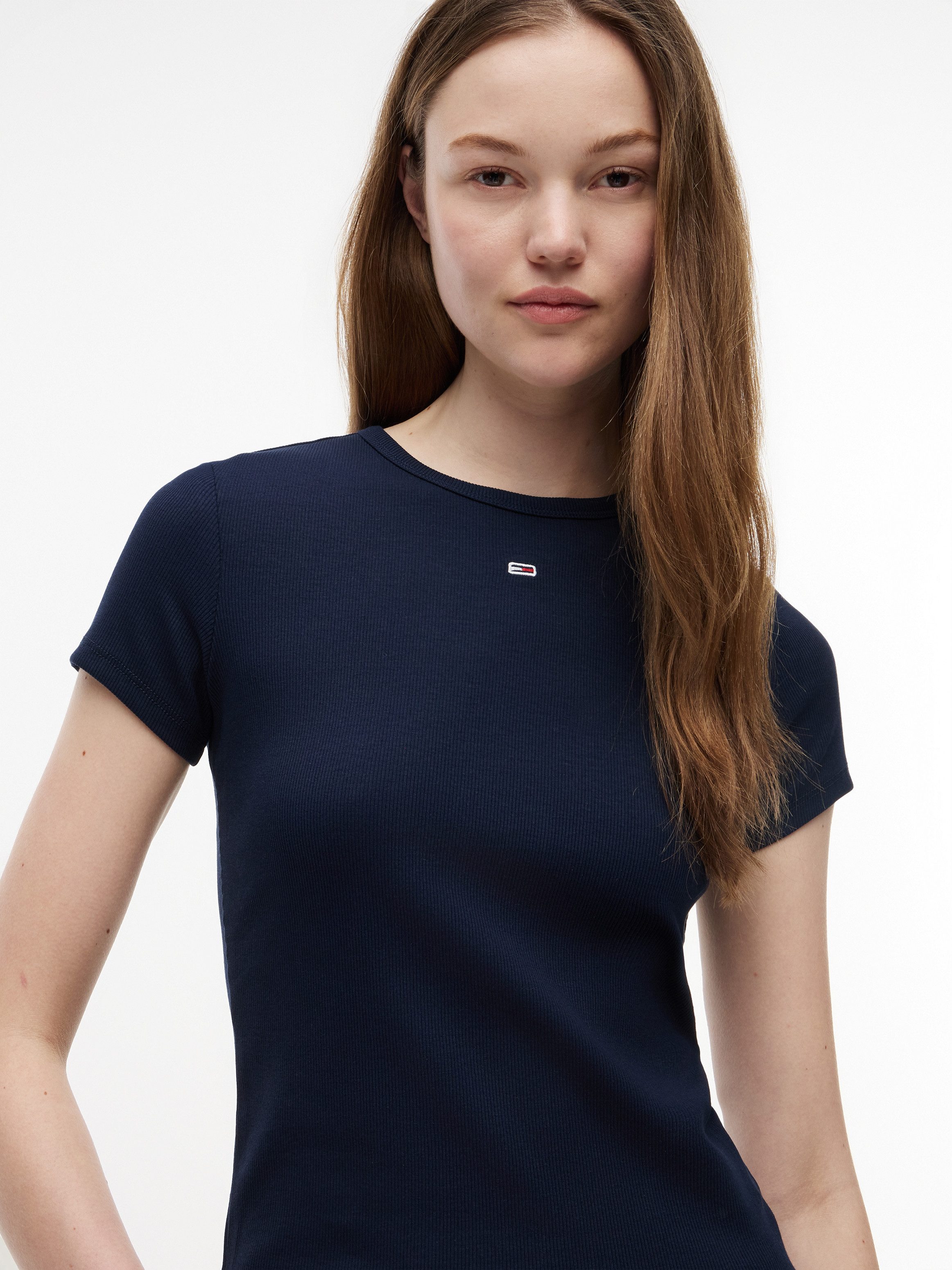 Tommy Jeans Kurzarmshirt TJW ESSENTIAL RIB SHORT SLEEVE EXT Baumwollmischung in gerippter Struktur, Slim Fit
