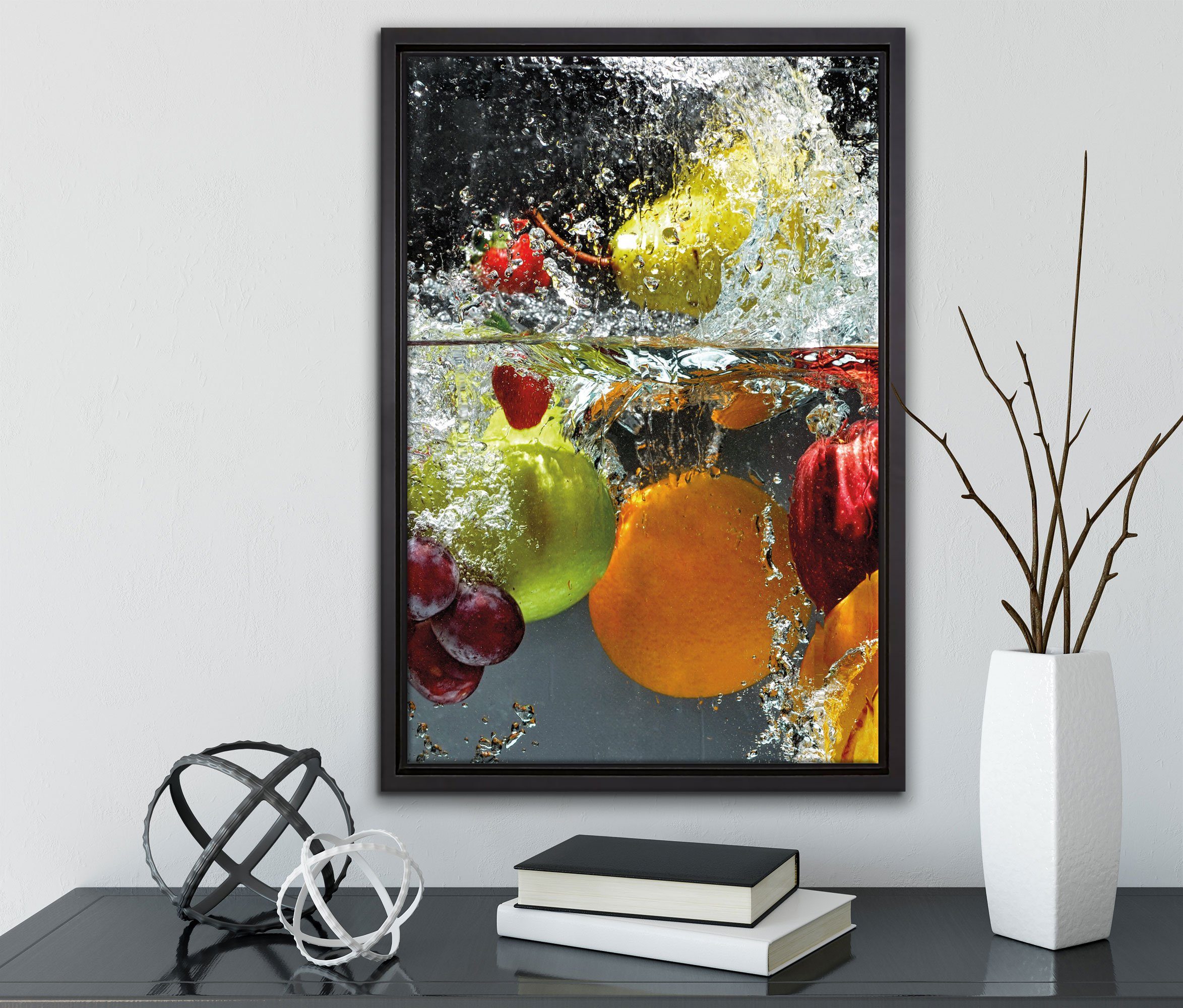 Pixxprint Leinwandbild Leinwandbild bespannt, (1 einem Wanddekoration Schattenfugen-Bilderrahmen St), gefasst, in fallen Früchte Wasser, ins fertig inkl. Zackenaufhänger